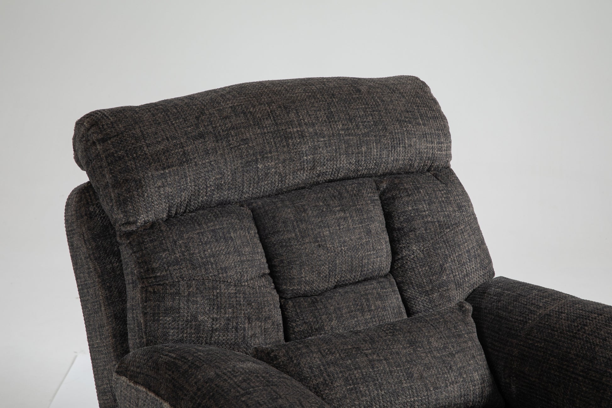 Old age electric lift chair, flat high density foam electric sofa, with heating and massage functions, can tilt to 180 degrees, 2 pocket cup holders, 2 remote controls, 4 OKIN motors image 12