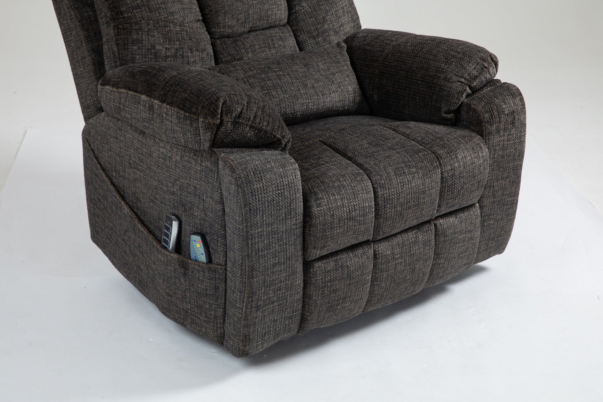 Old age electric lift chair, flat high density foam electric sofa, with heating and massage functions, can tilt to 180 degrees, 2 pocket cup holders, 2 remote controls, 4 OKIN motors image 5