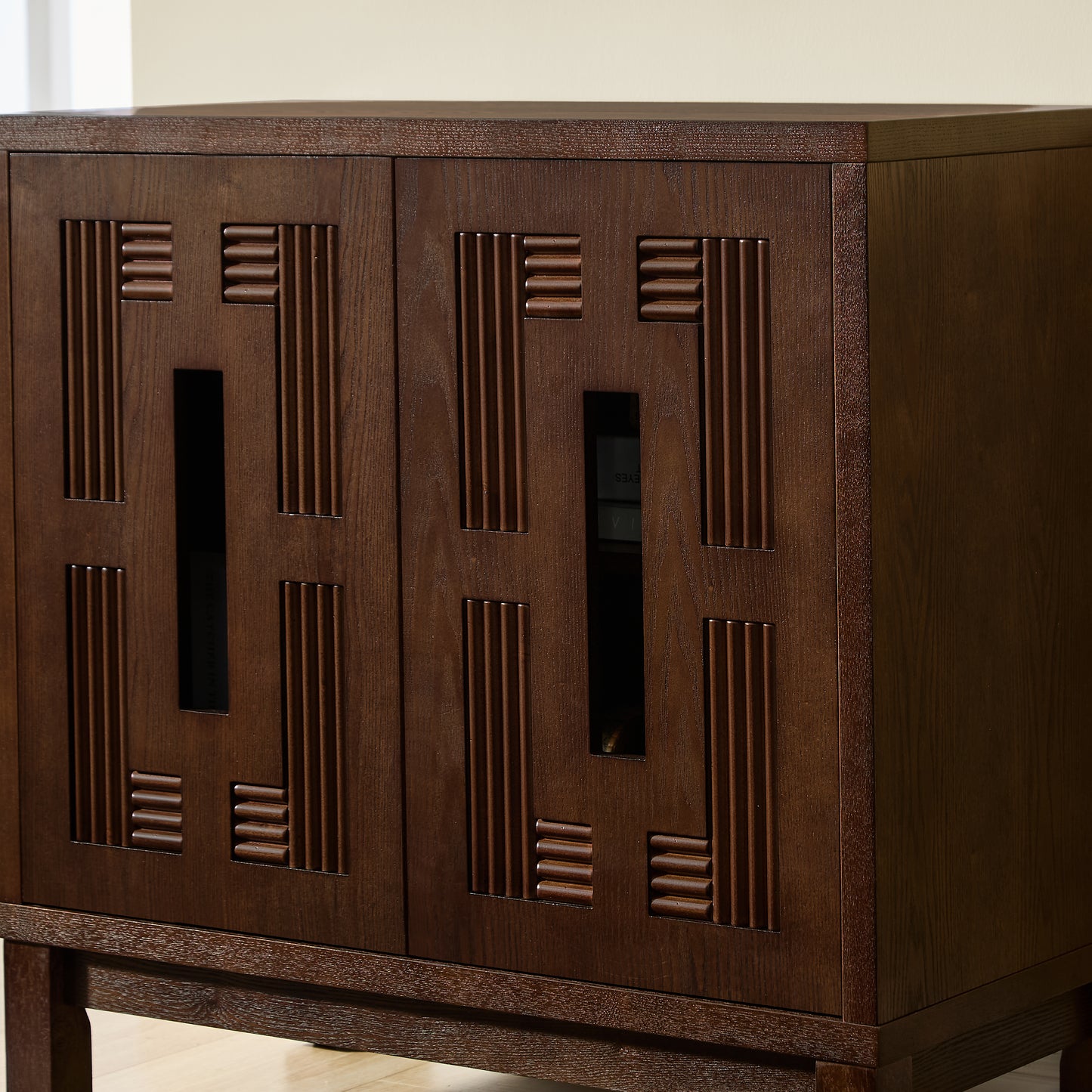 31.5" Mid Century Modern Sideboard Buffet Cabinet with Storage, Carved Openwork Design Display Cabinets, Storage Cabinet with 2 Doors & Adjustable Shelf for Kitchen Dining Living Room Entryway Hallway image 7