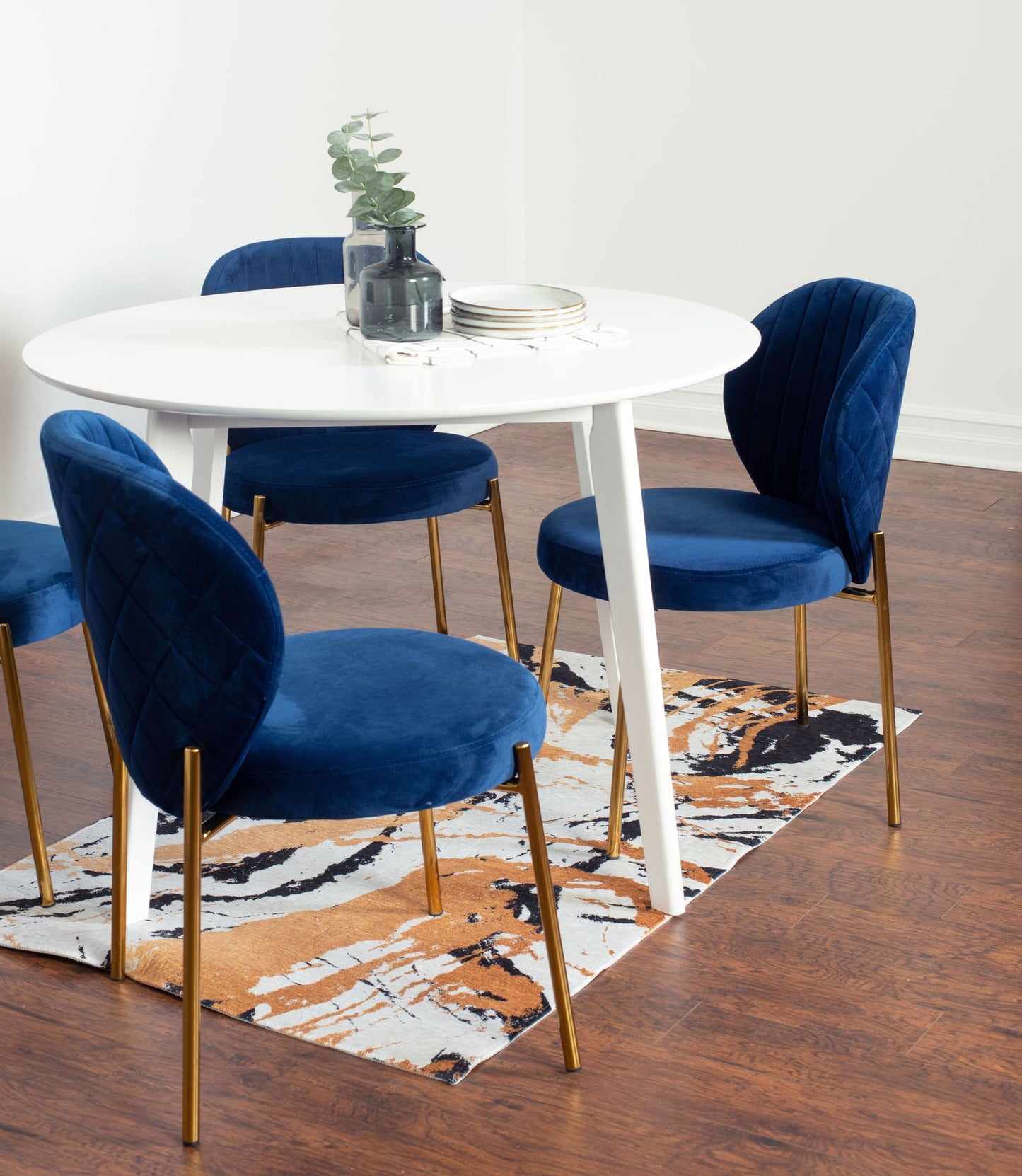 Amoa Contemporary 5-Piece Dining Set, White Round Dining Table with 4 Chairs image 4
