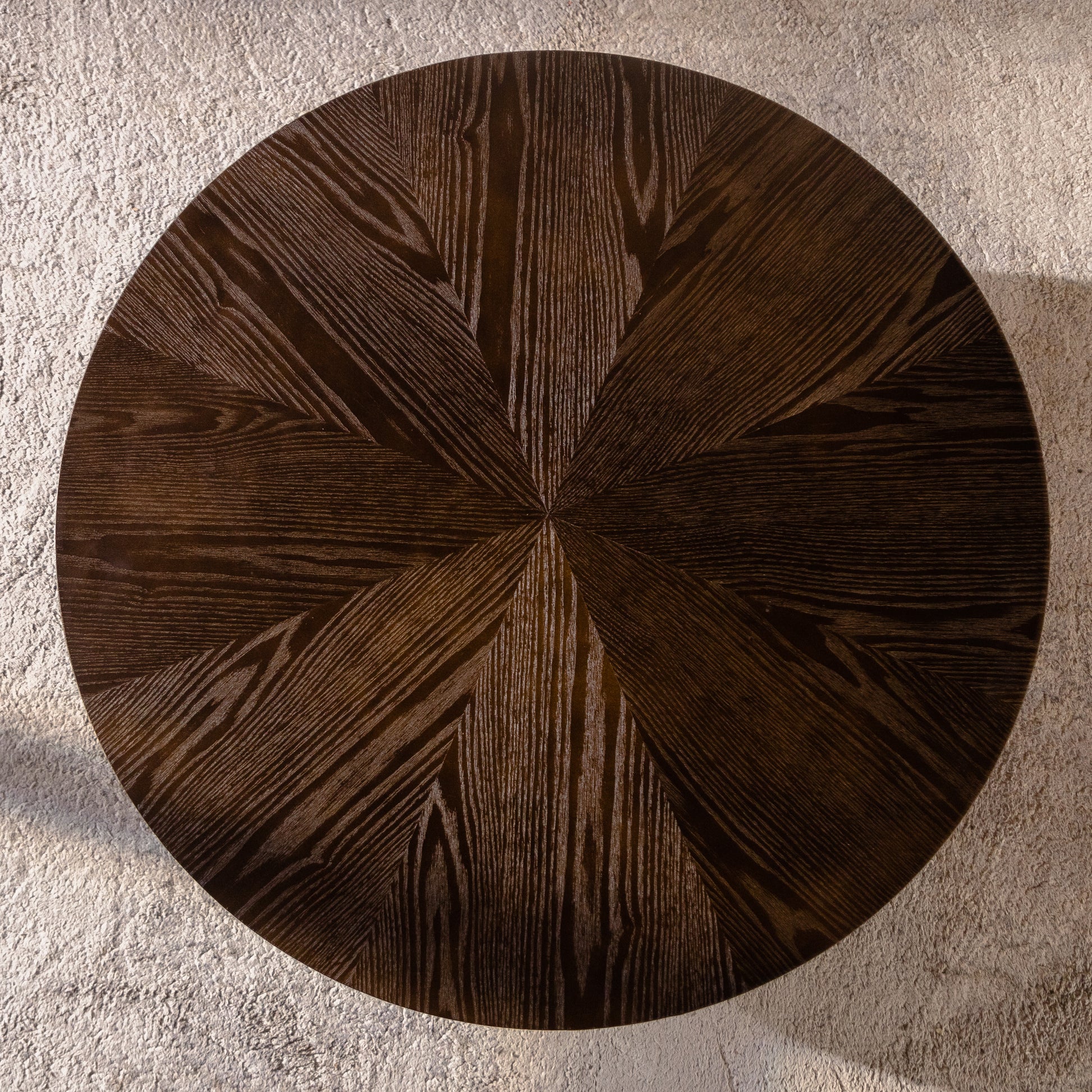 31.5" Retro Round Coffee Table with Storage Space, Suitable for Living Room and Office, Brown image 7