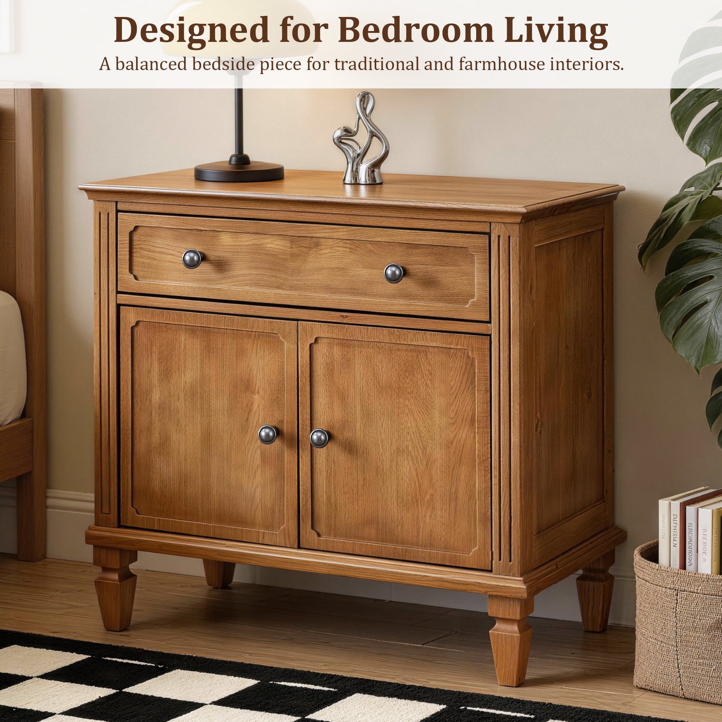 Wood nightstand with vintage knobs - detail
