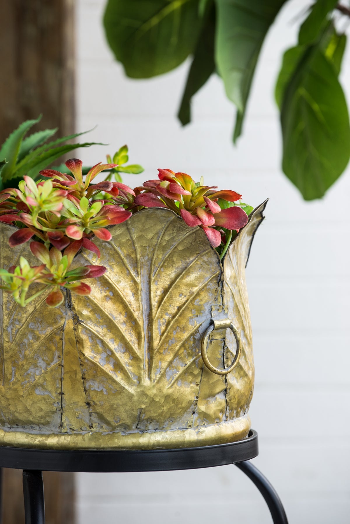 Set of 2 Metal Planter With Iron Legs Stand, L:27.2x19x32.3" S:23.5x16x26.5" image 12