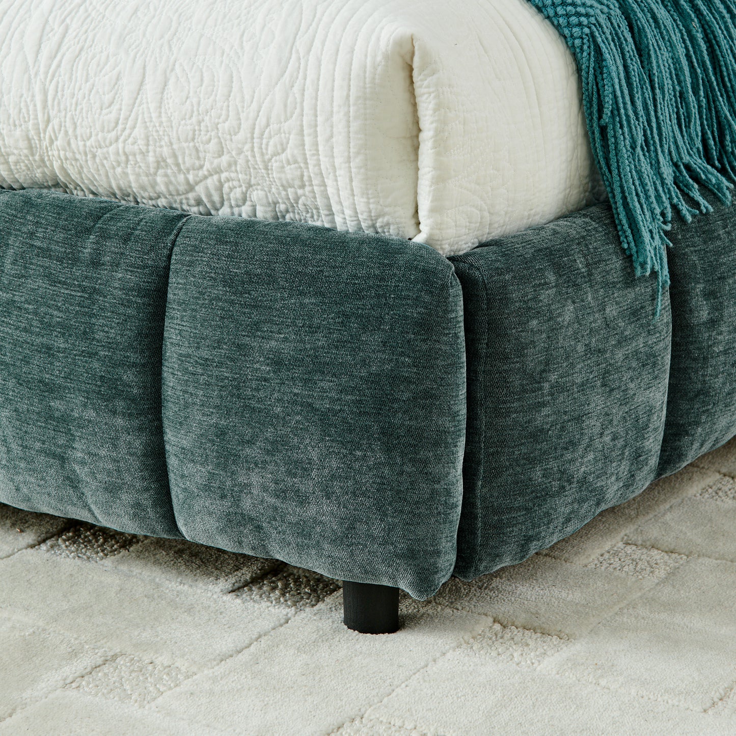 King Size Upholstered Bed,comfortable upholstered bed frame, Chenille fabric, with headboard and solid bed frame. With drawer for storage-green(88.5''*85.5''*31'') image 8