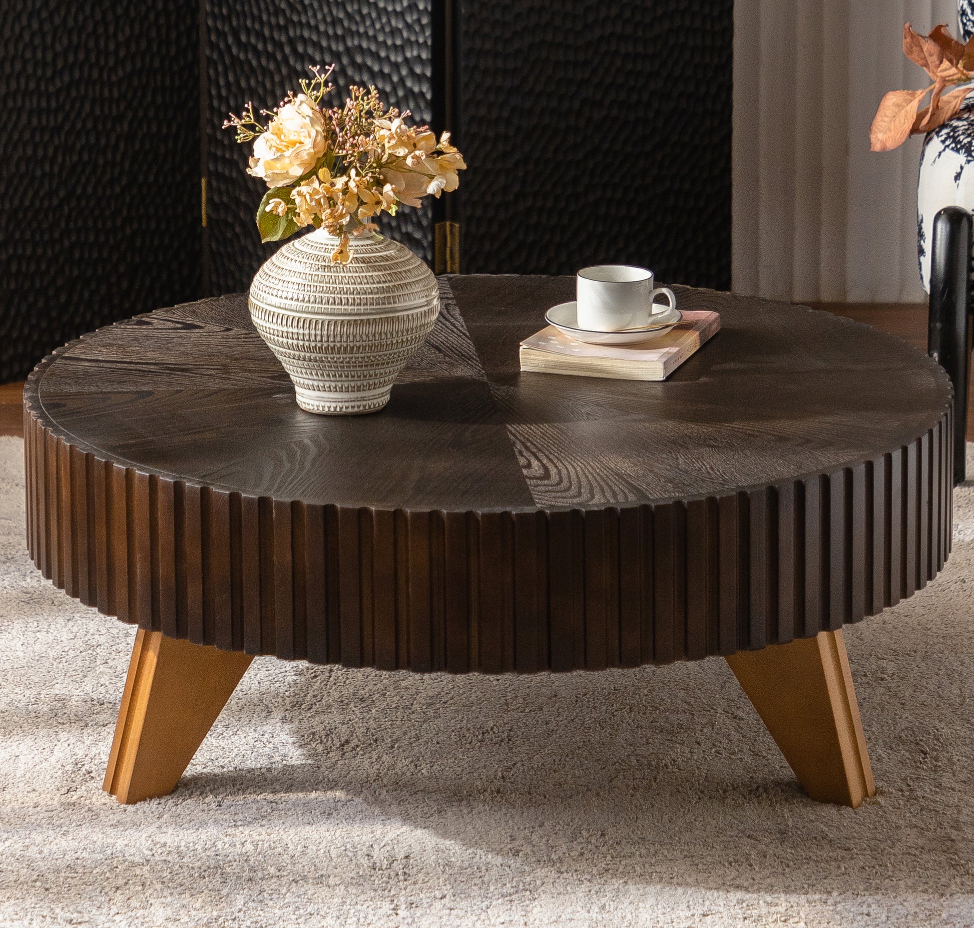 35.4 "Round Retro Coffee Table, Coffee Table Suitable For Coffee and Home Decor, Brown image 1