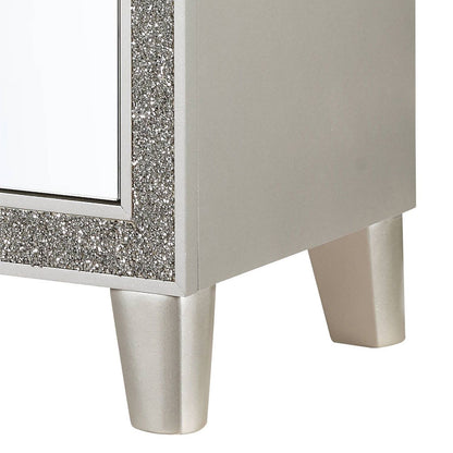Champagne 2-Drawer Nightstand image 5