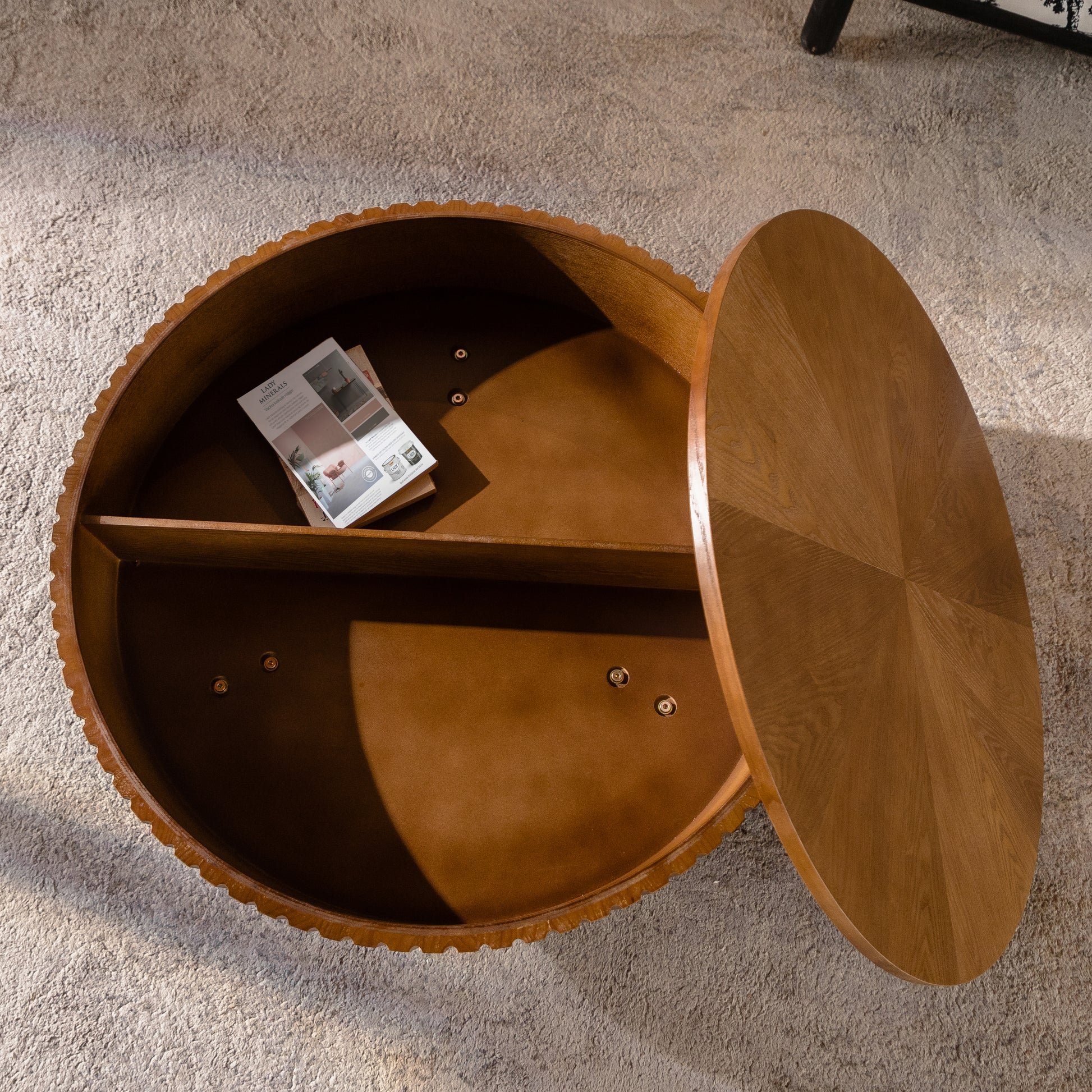 31.5" Retro Round Coffee Table with Storage Space, Suitable for Living Room and Office, Natural image 8