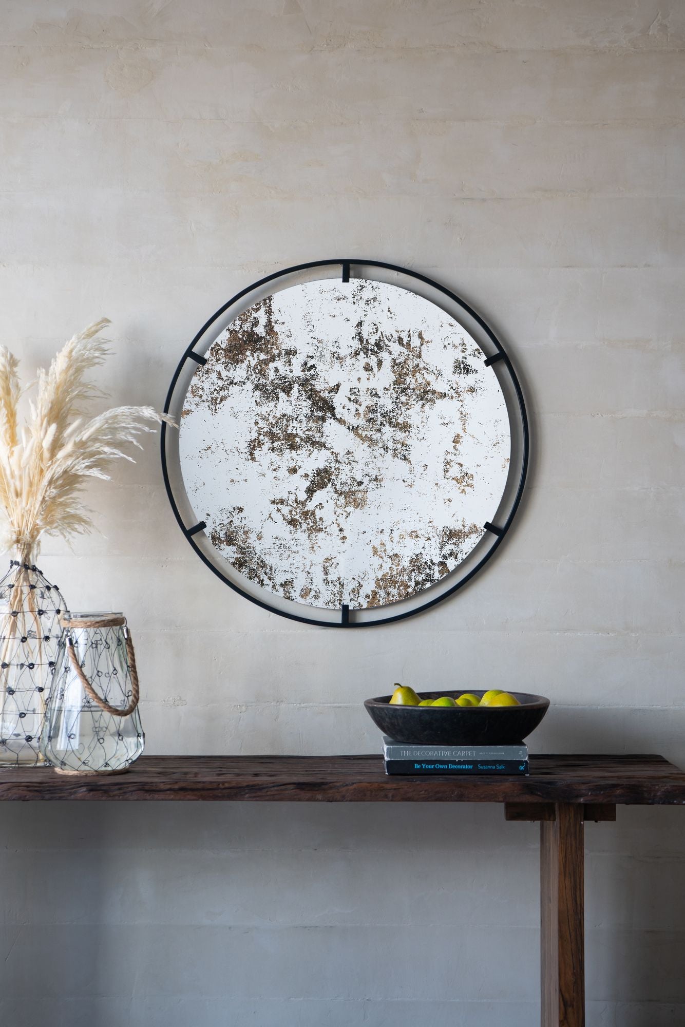 D31.5x0.5" Theodor Mirror with industrial design Round Mirror with Metal Frame for Wall Decor & Entryway Console Lean Ag image 14
