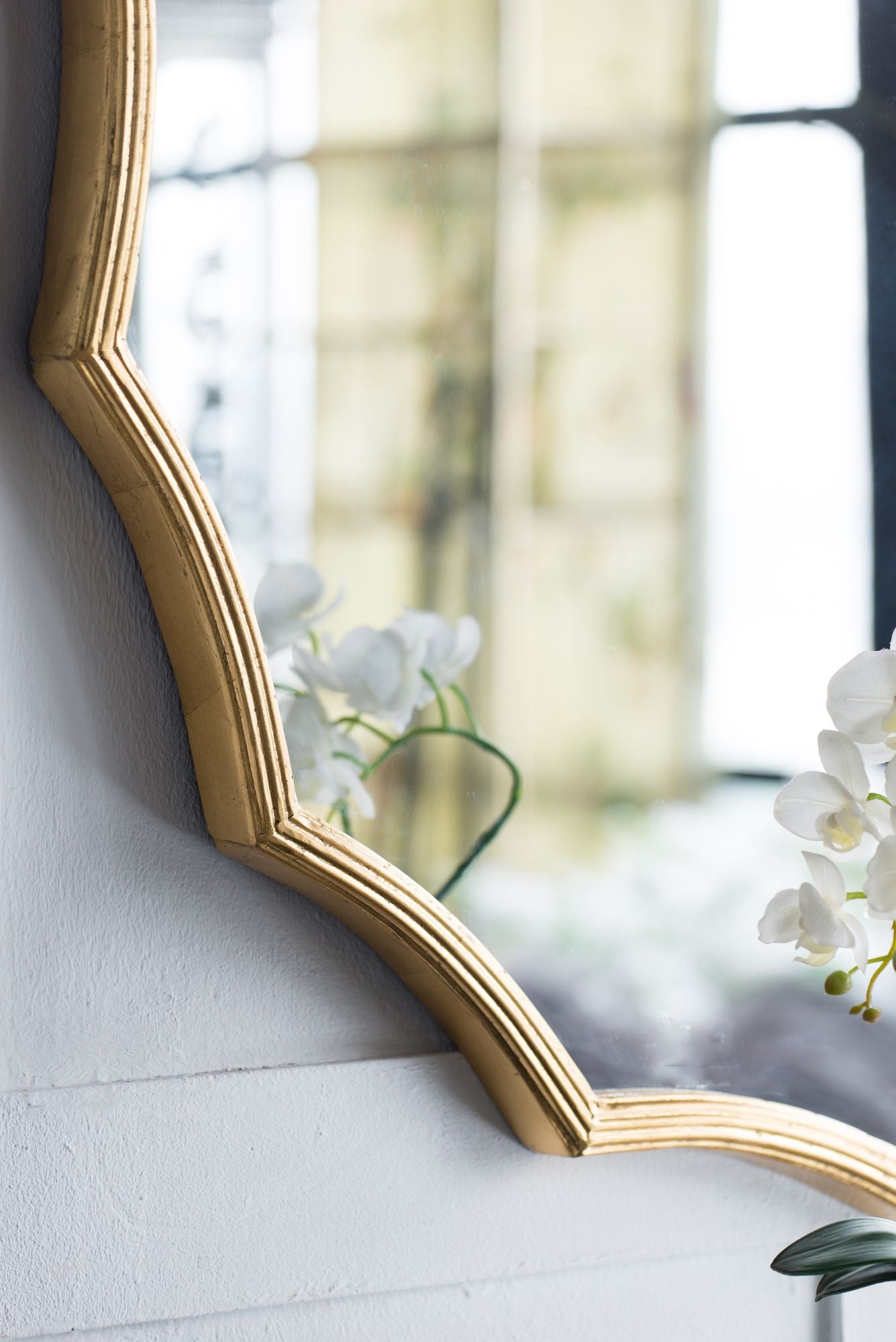 D40" Round Sunburst Wall Mirror with Gold Finish, Wall Decor Mirror for Entryway Bedroom Living Room image 13