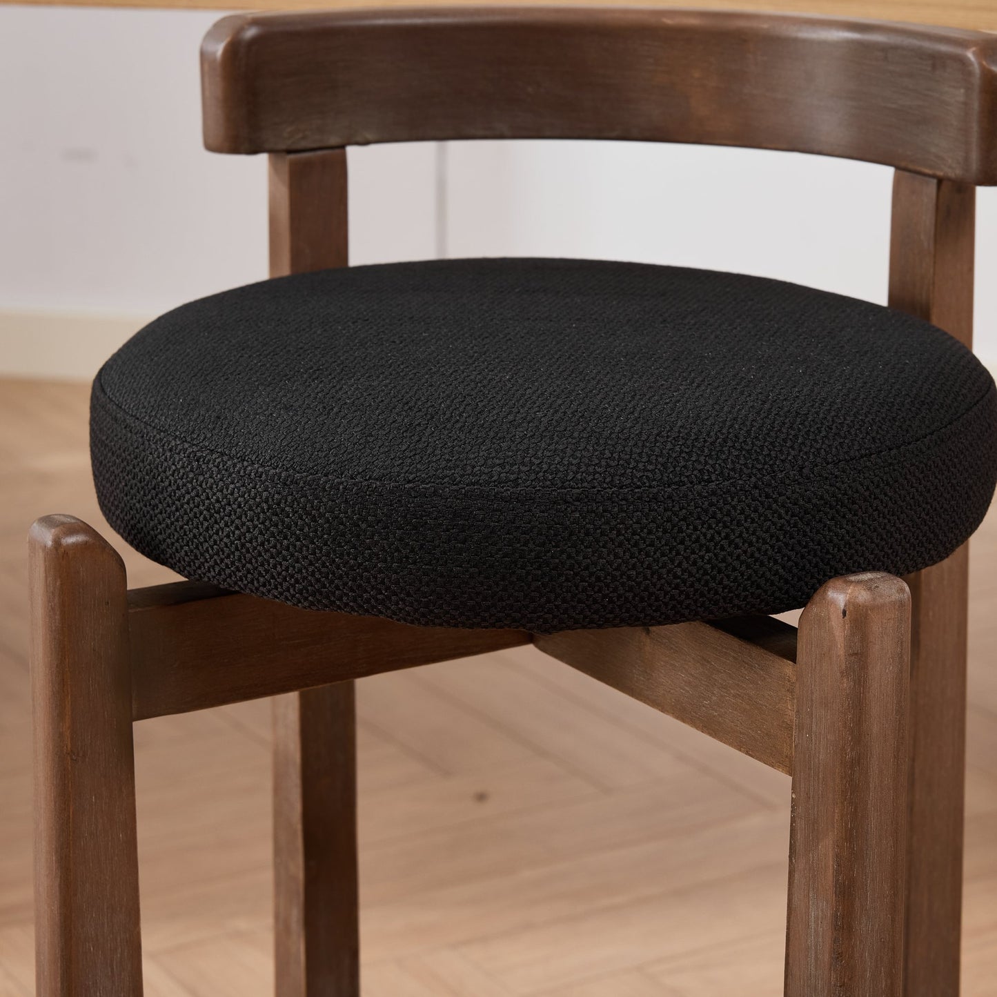 Set of 2 Swivel Counter Stools,Mid-Century Modern Bar Stools with Back,26 Inch Seat Height,Solid Wood Frame,Soft Linen Upholstered Bar Chairs with Footrest,Ideal for Kitchen Island,Black,SW1882BK image 12