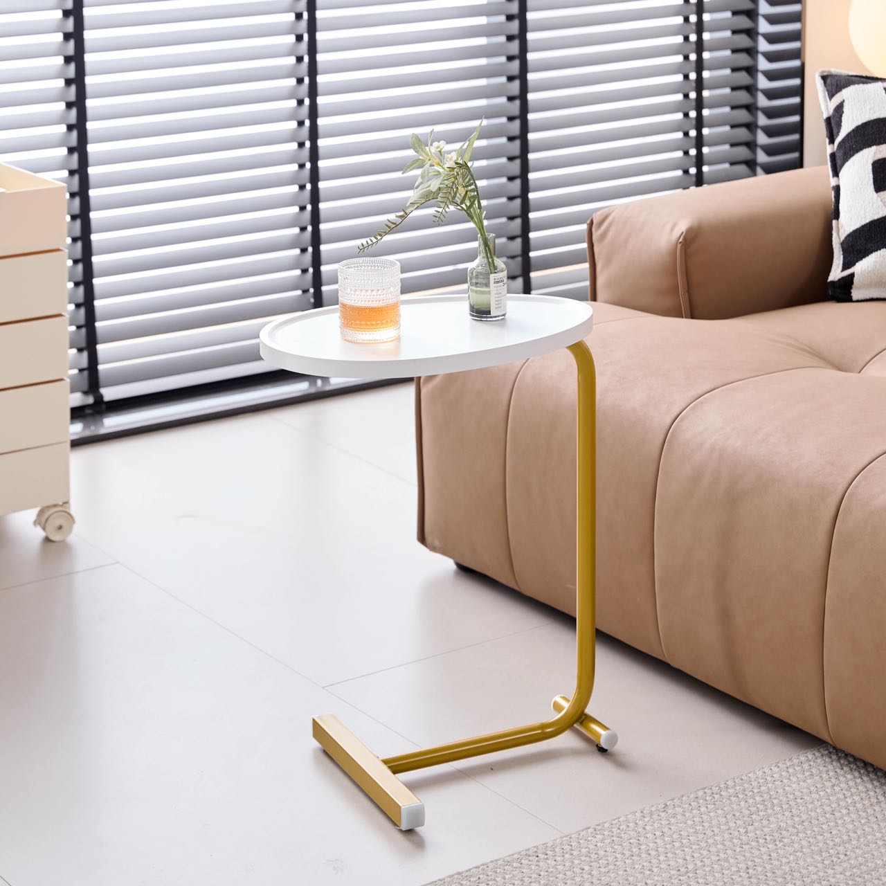 White C-shaped Side Table, Small Sofa Table for Cough, Bederoom image 7