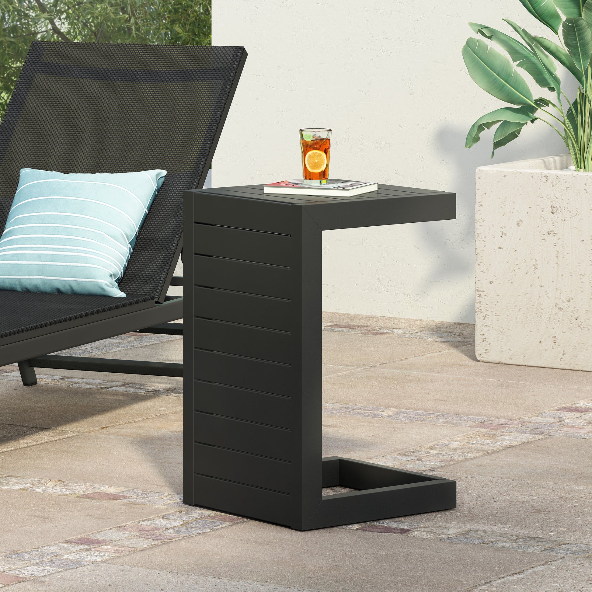 CAPE CORAL ALU C-SHAPED TABLE BLACK image 3