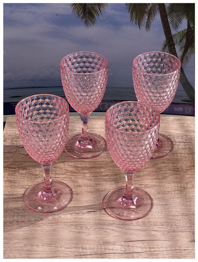 Diamond Cut Plastic Wine Glasses Set of 4 (12oz), BPA Free Acrylic Wine Glass Set, Unbreakable Red Wine Glasses, White W image 3