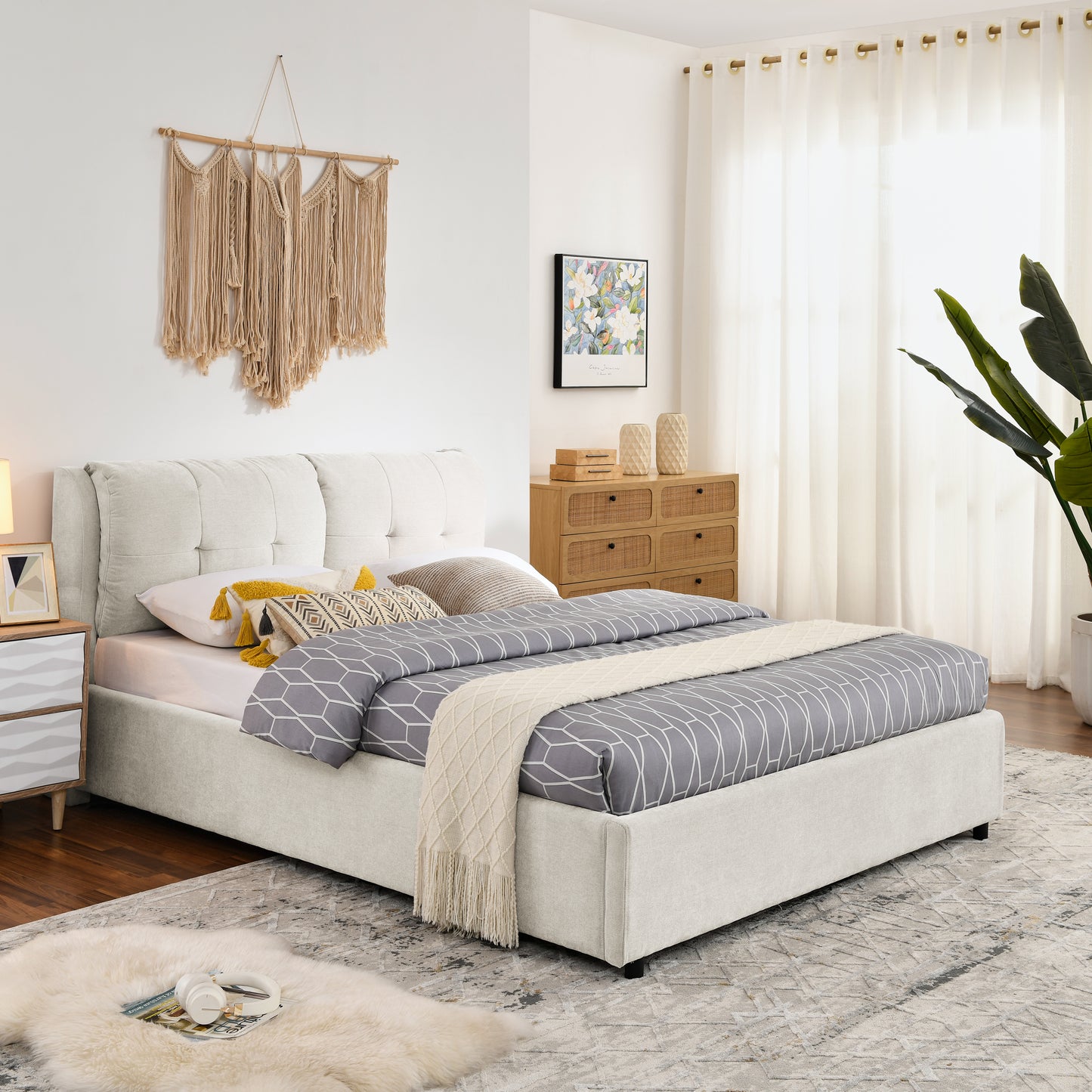 Queen Size Storage Upholstered Hydraulic Platform Bed with Integrated Headboard, Chenille Fabric, Beige image 5