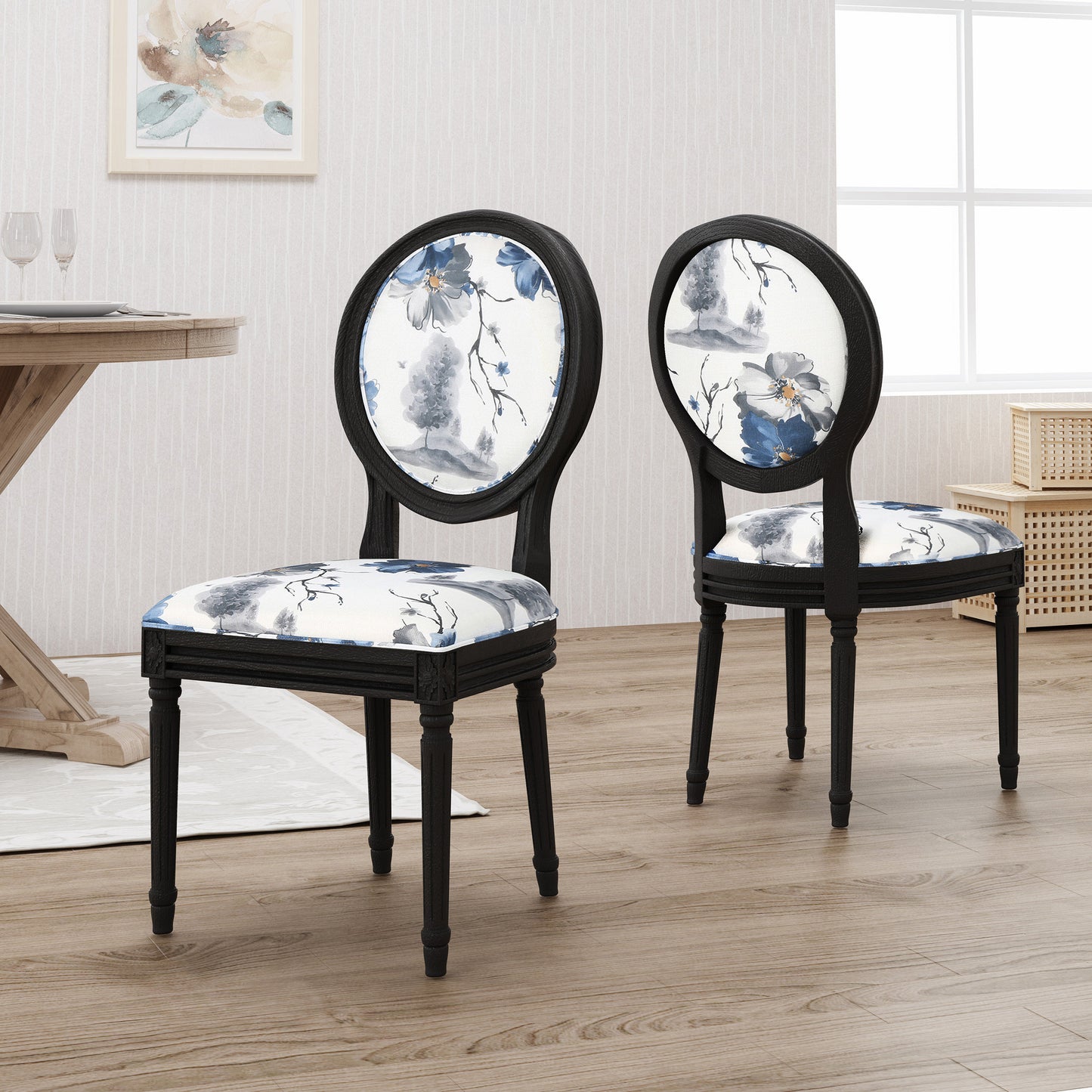 ROUND BACK CHAIR image 1