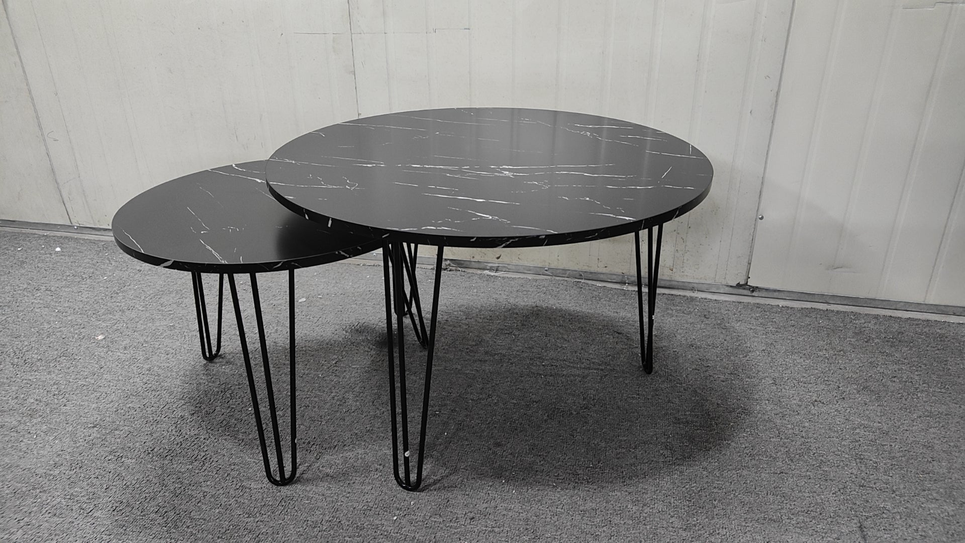 27.56'' Round Nesting Coffee Table Set of 2, Circular Nesting End Table Set, Round Marble Tabletop, and Sturdy Metal Base for Living Room, bedroom, Black image 5