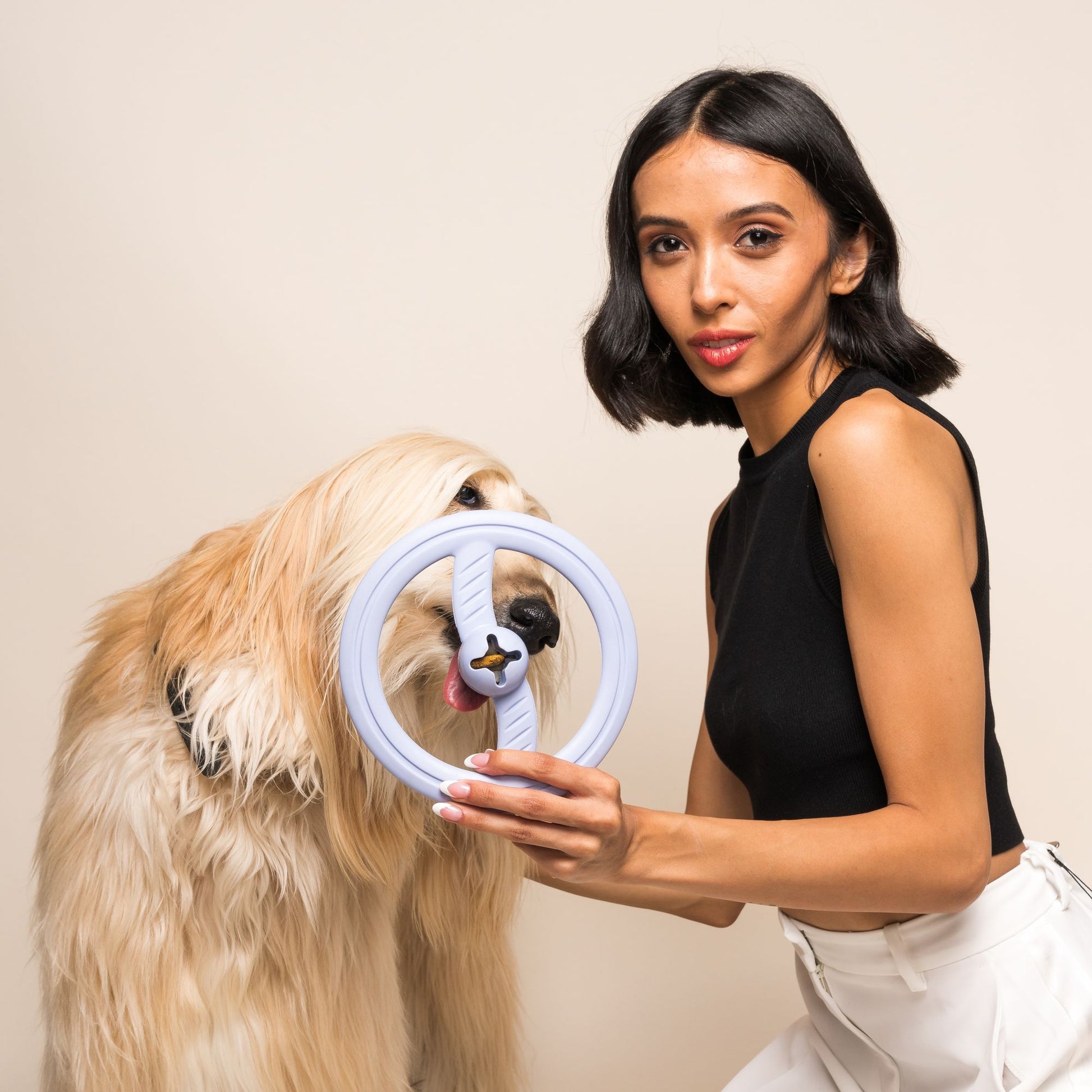 Fly Away - Mint-Infused Dog Fetching & Interactive Toy image 2