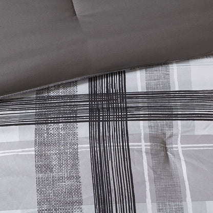 Full/Queen Plaid Comforter Set image 6
