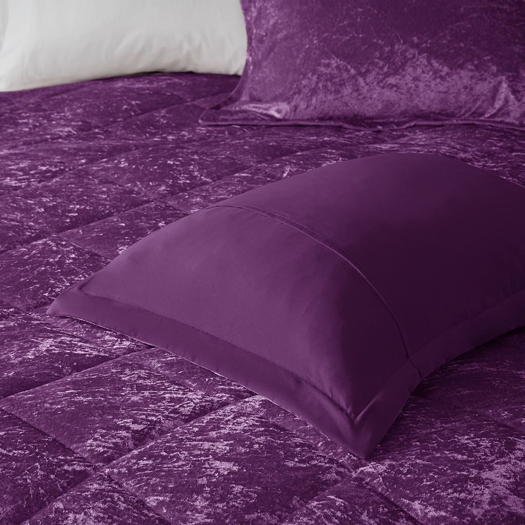 Full/Queen Velvet Comforter Set with Throw Pillow image 11