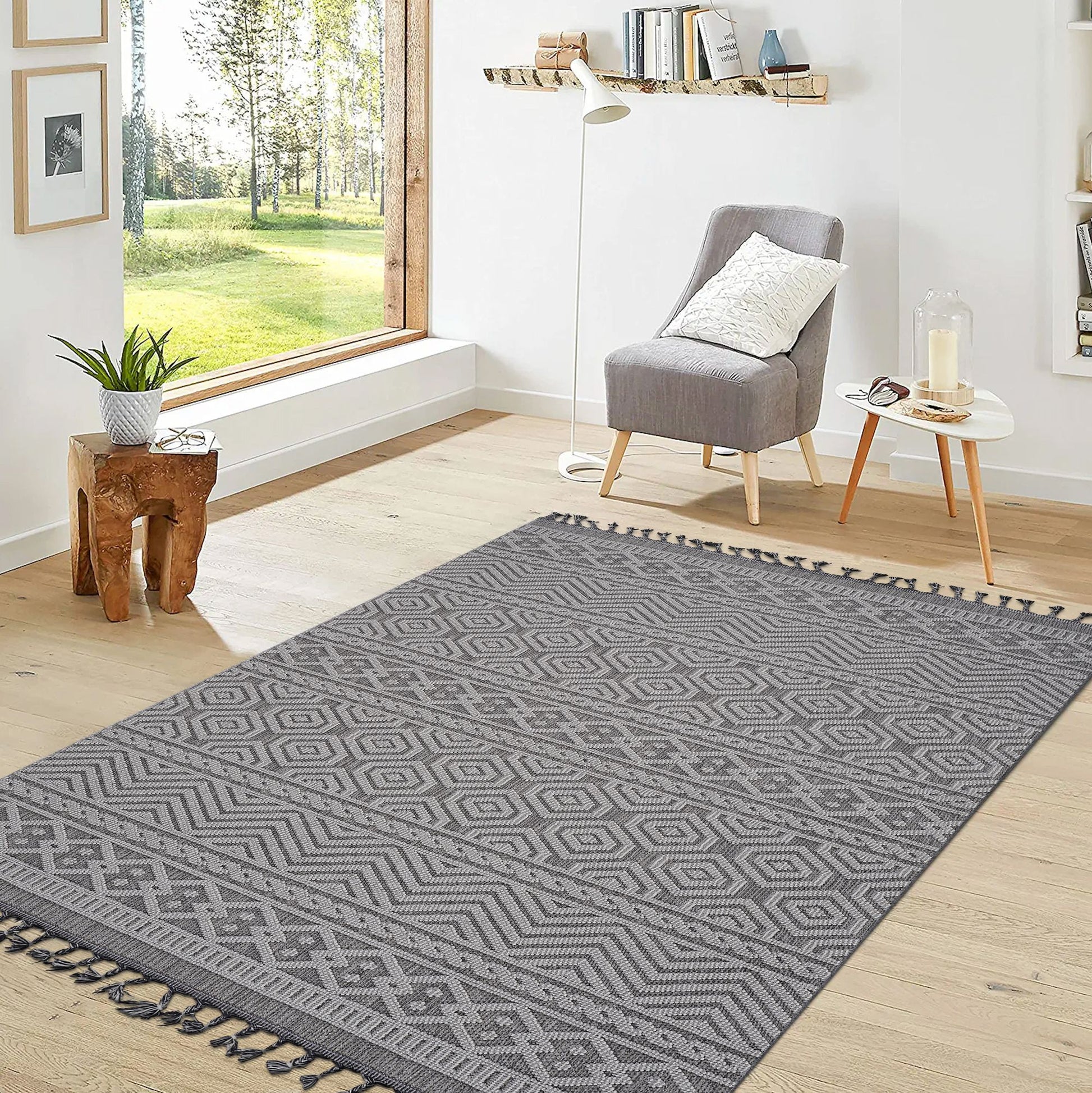 Guros Collection 5X7 Grey / White / Geometric Indoor / Outdoor Area Rug image 2