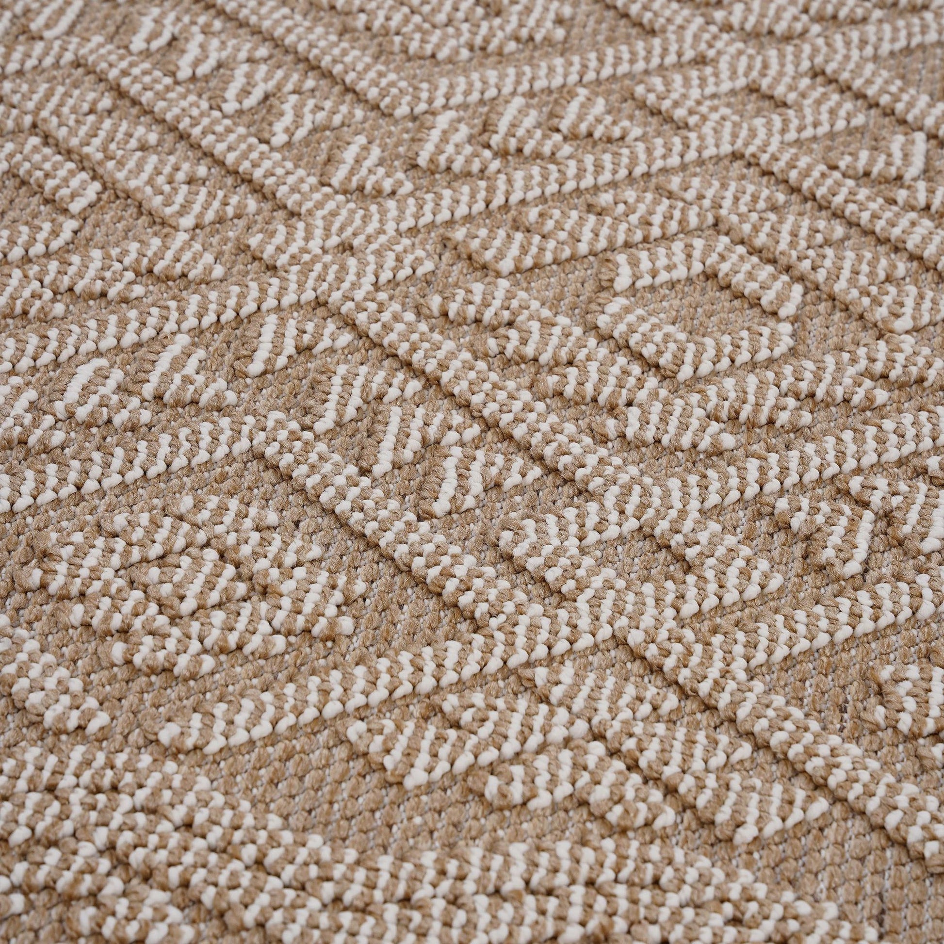 Guros Collection 6X9 Natural / Traditional Indoor / Outdoor Area Rug image 3
