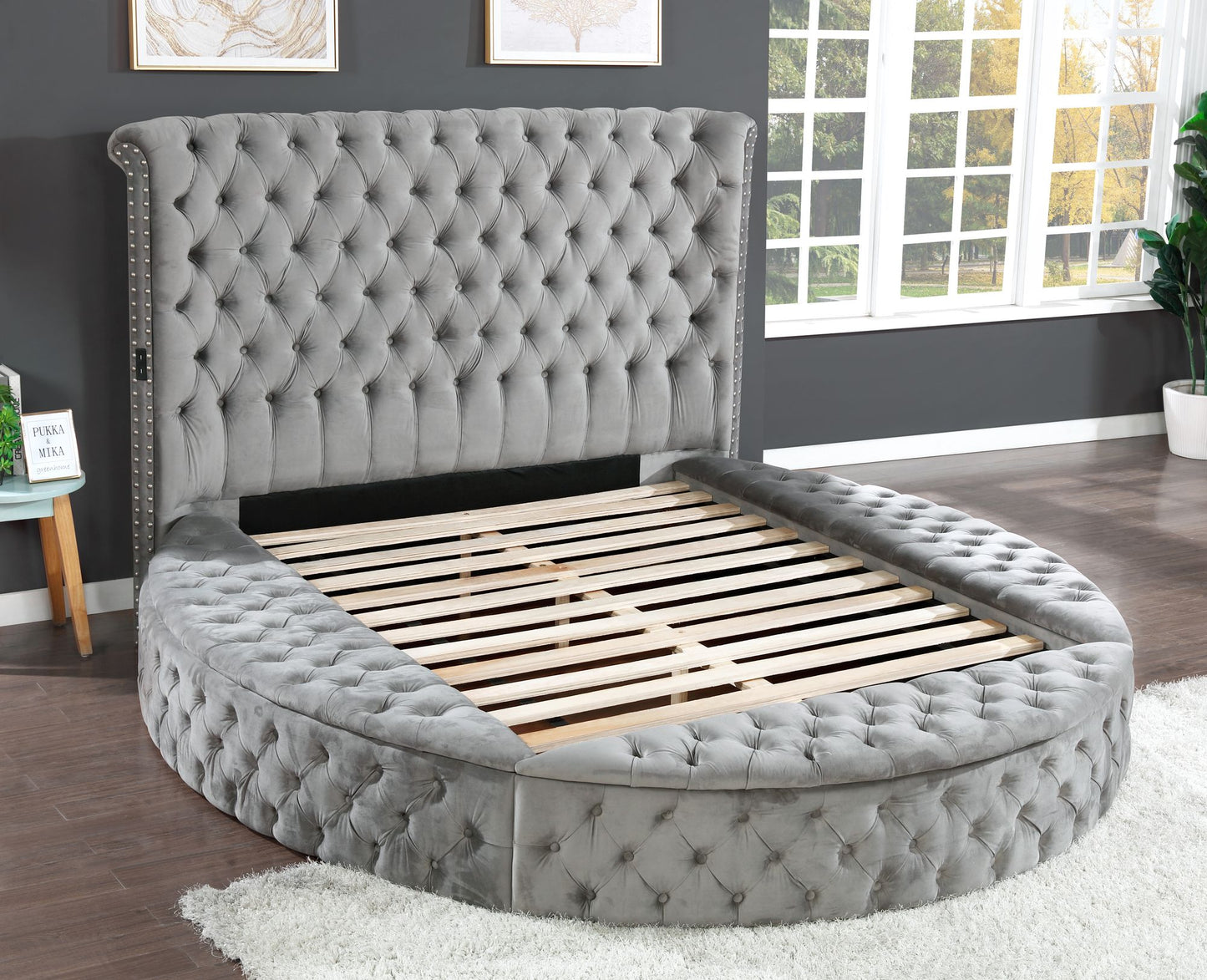 Hazel King Size Tufted Storage Bed made with Wood in Gray image 4