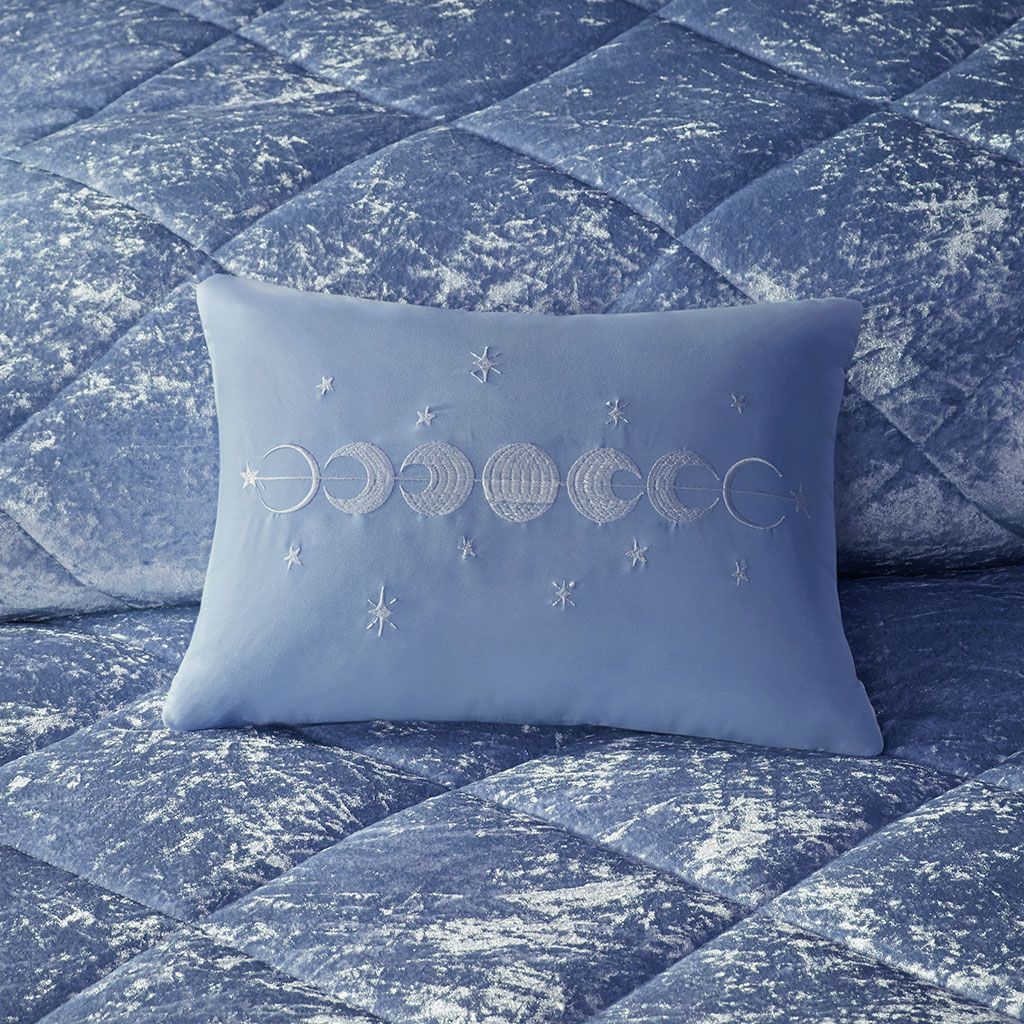 King/Cal King Velvet Duvet Cover Set with Throw Pillow image 4