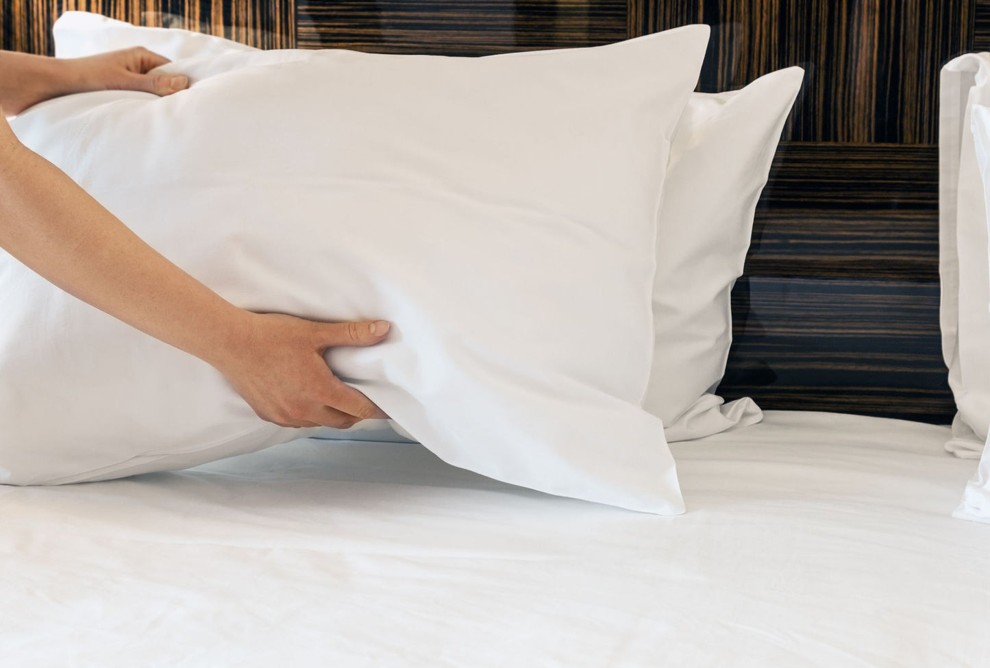 Luxuriously Soft 100% Viscose Derived from Bamboo 4-Piece sheet Set , Oeko-TEX Certified, Full - White image 4
