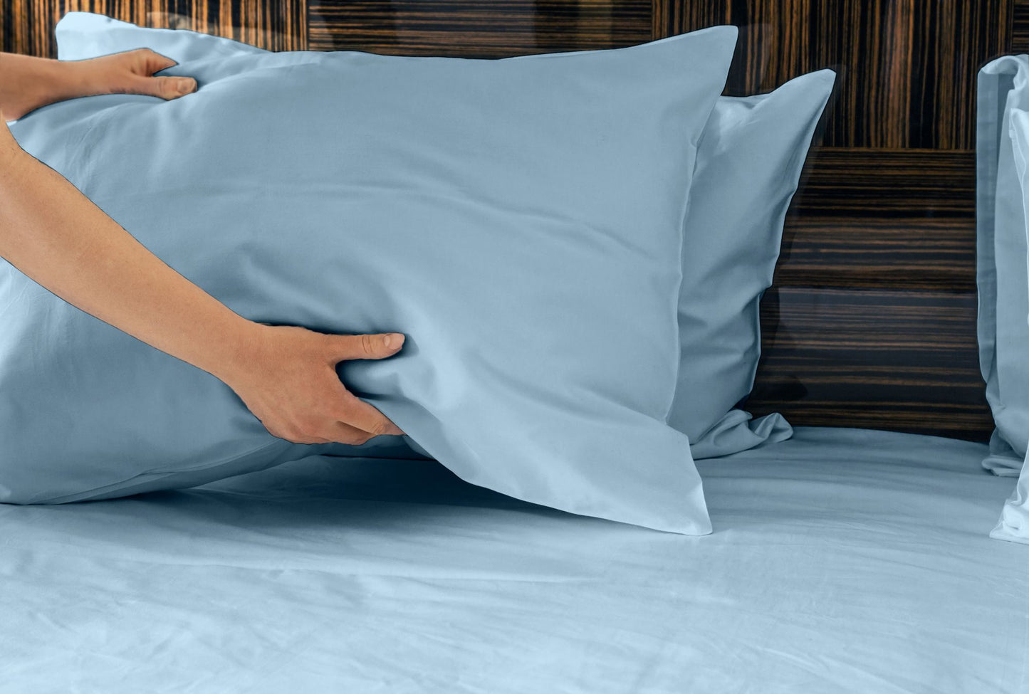 Luxuriously Soft 100% Viscose Derived from Bamboo 4-Piece sheet Set , Oeko-TEX Certified,California King - Sky image 3