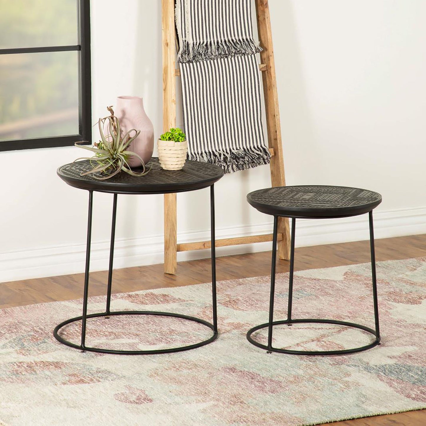 Matte Black 2-Piece Nesting Table image 1