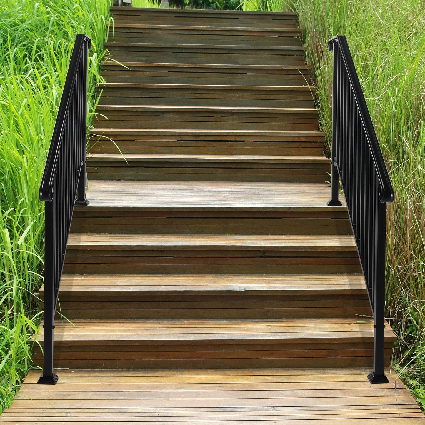 Matte Black Outdoor 4 Level Iron Handrail image 3