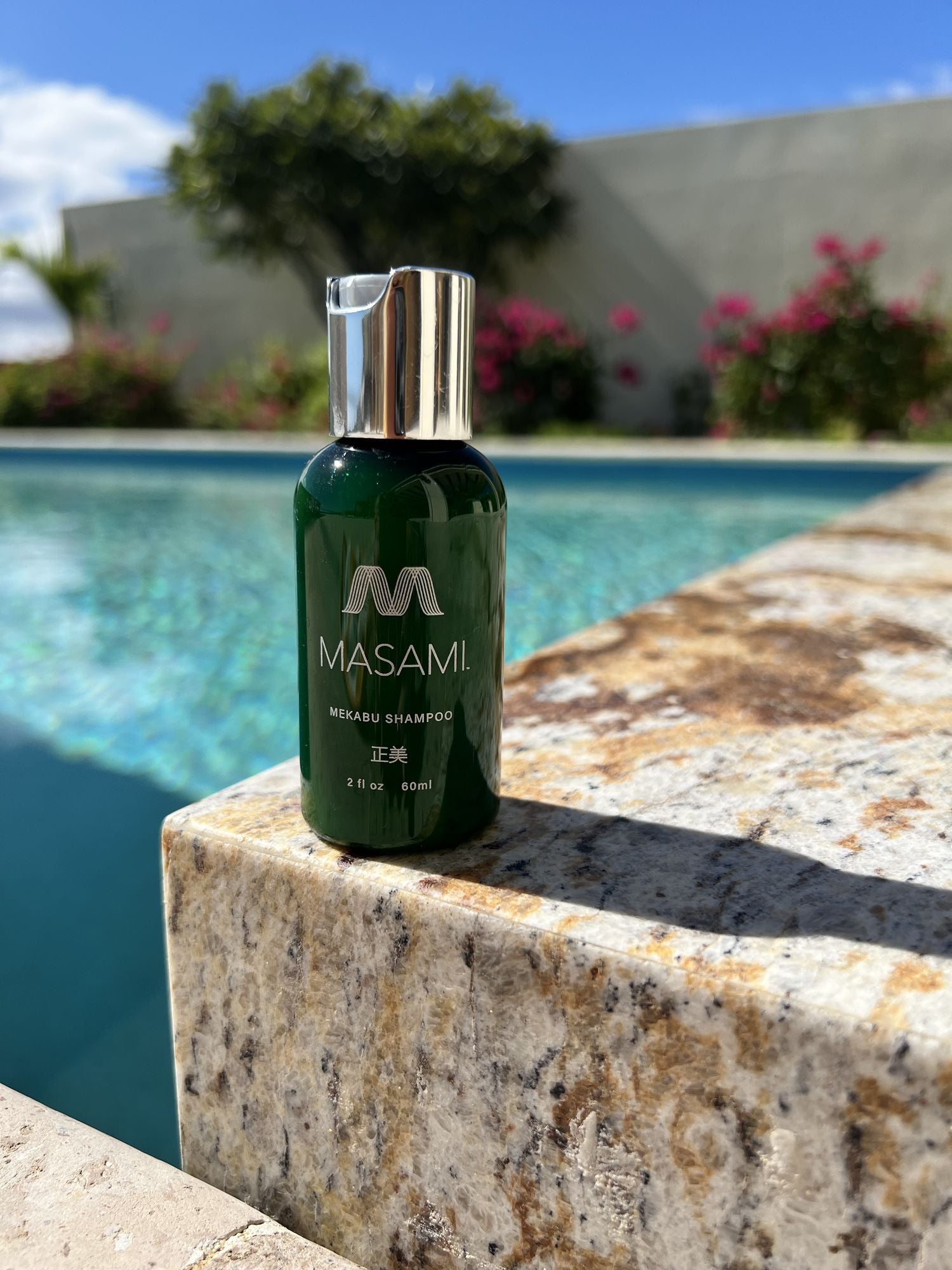 Mekabu Hydrating Travel Shine Serum image 2