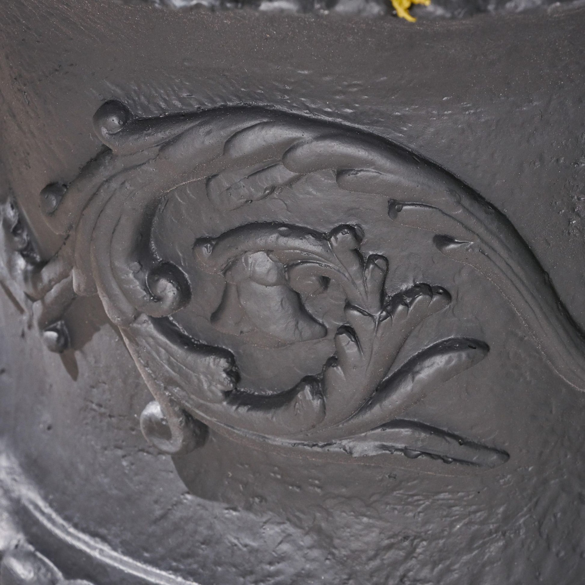 MGO GARDEN URN PLANTER image 6