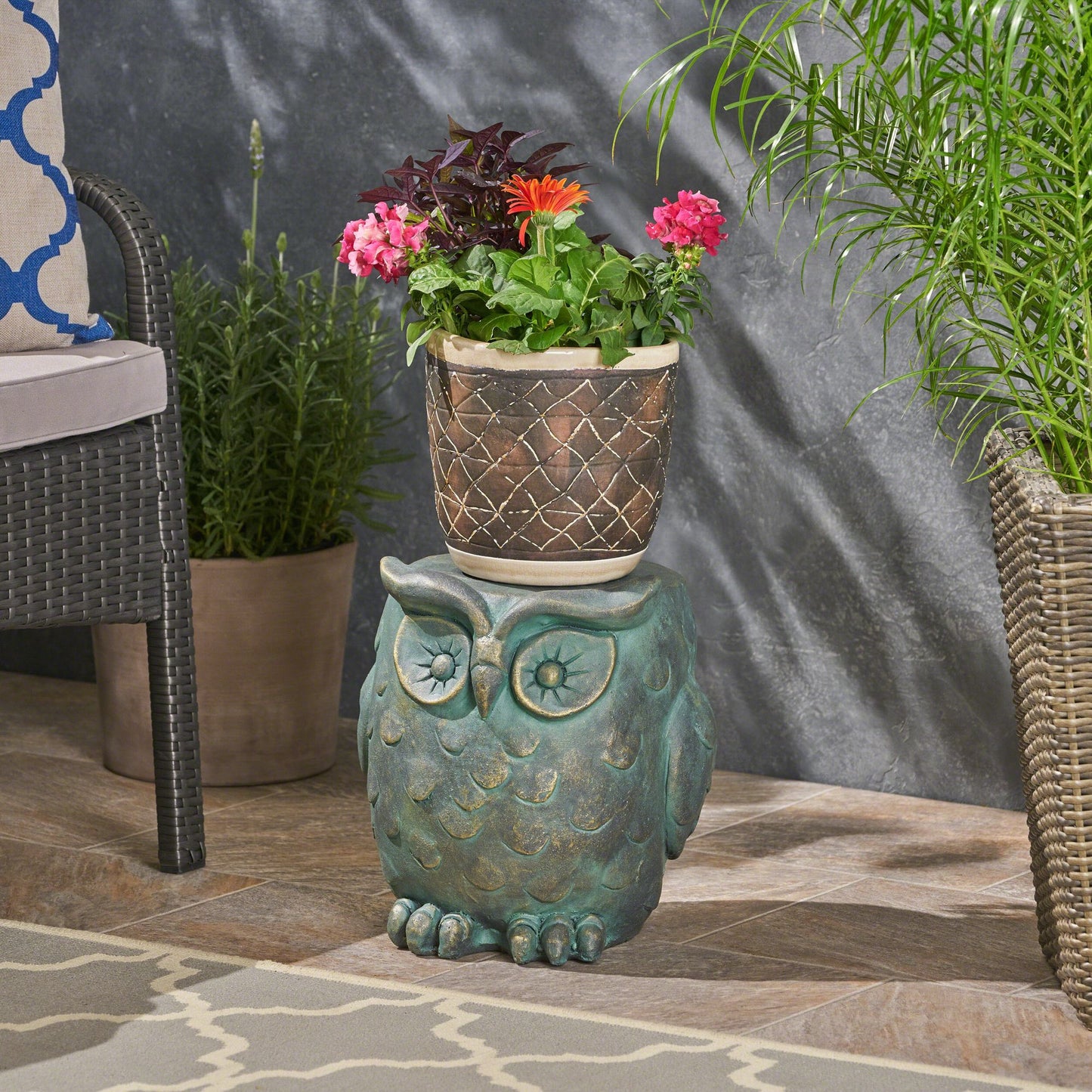 OWL GARDEN STOOL [Lots of scene pictures] image 1