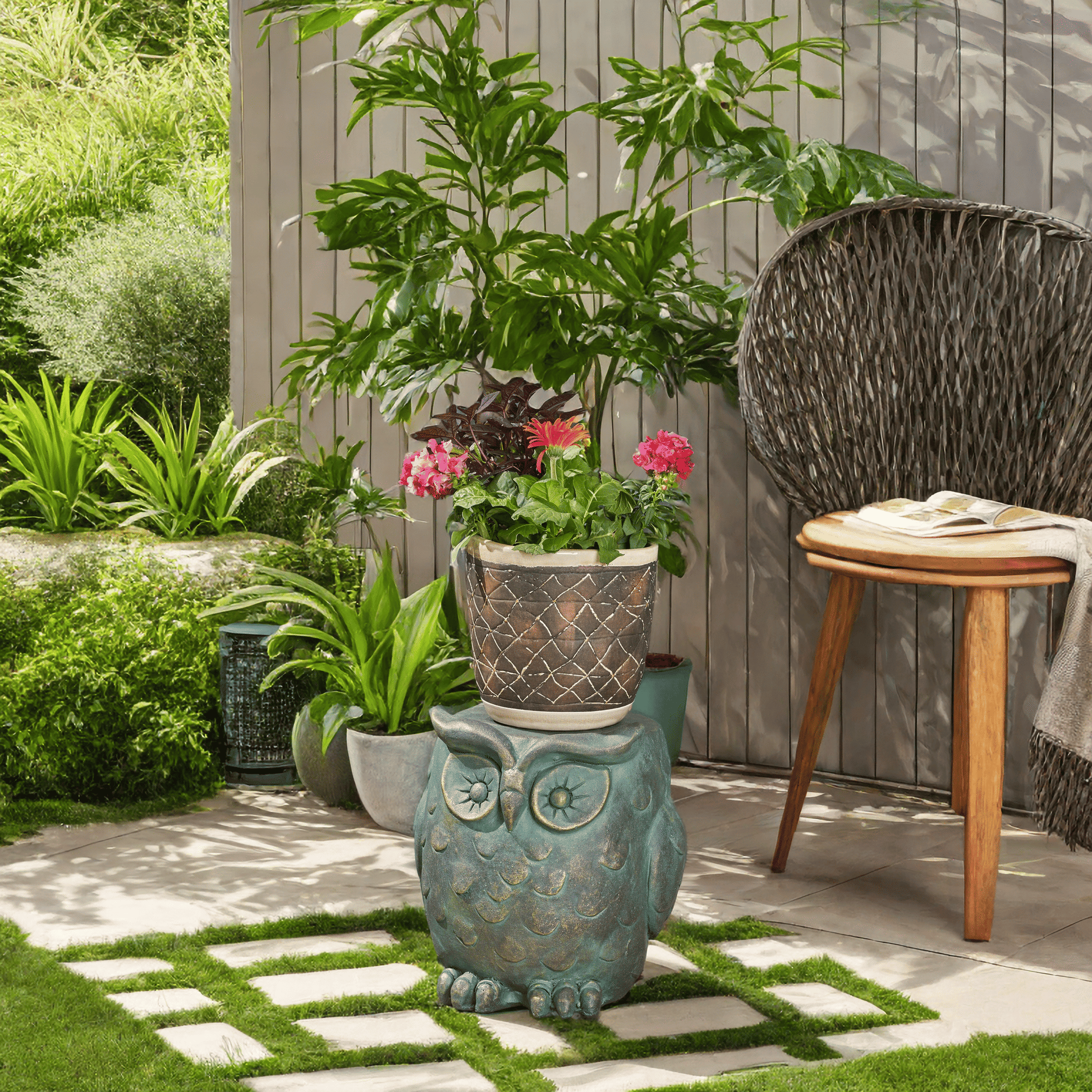 OWL GARDEN STOOL [Lots of scene pictures] image 11