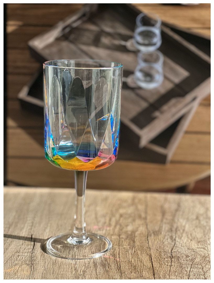 Rainbow Diamond Plastic Wine Glasses Set of 4 (16oz), BPA Free Acrylic Wine Glass Set, Unbreakable Red Wine Glasses, Whi image 4