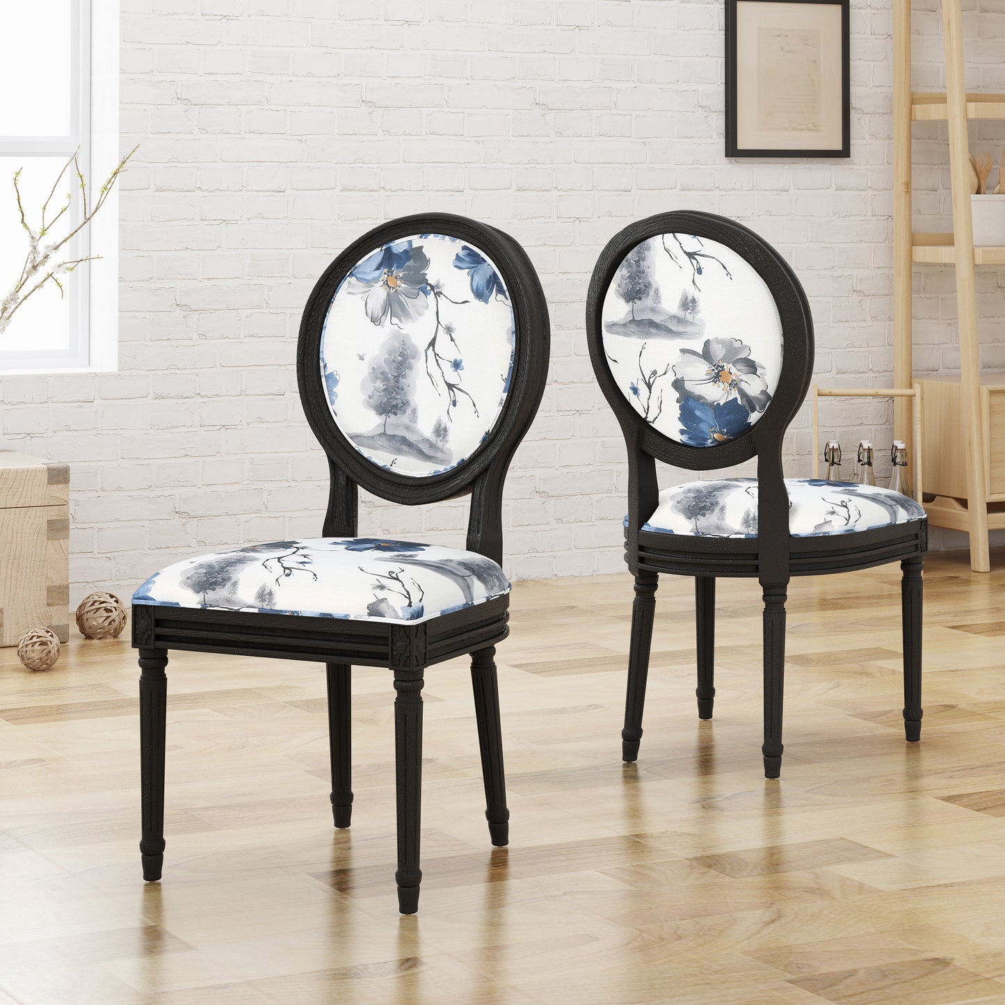 ROUND BACK CHAIR image 4