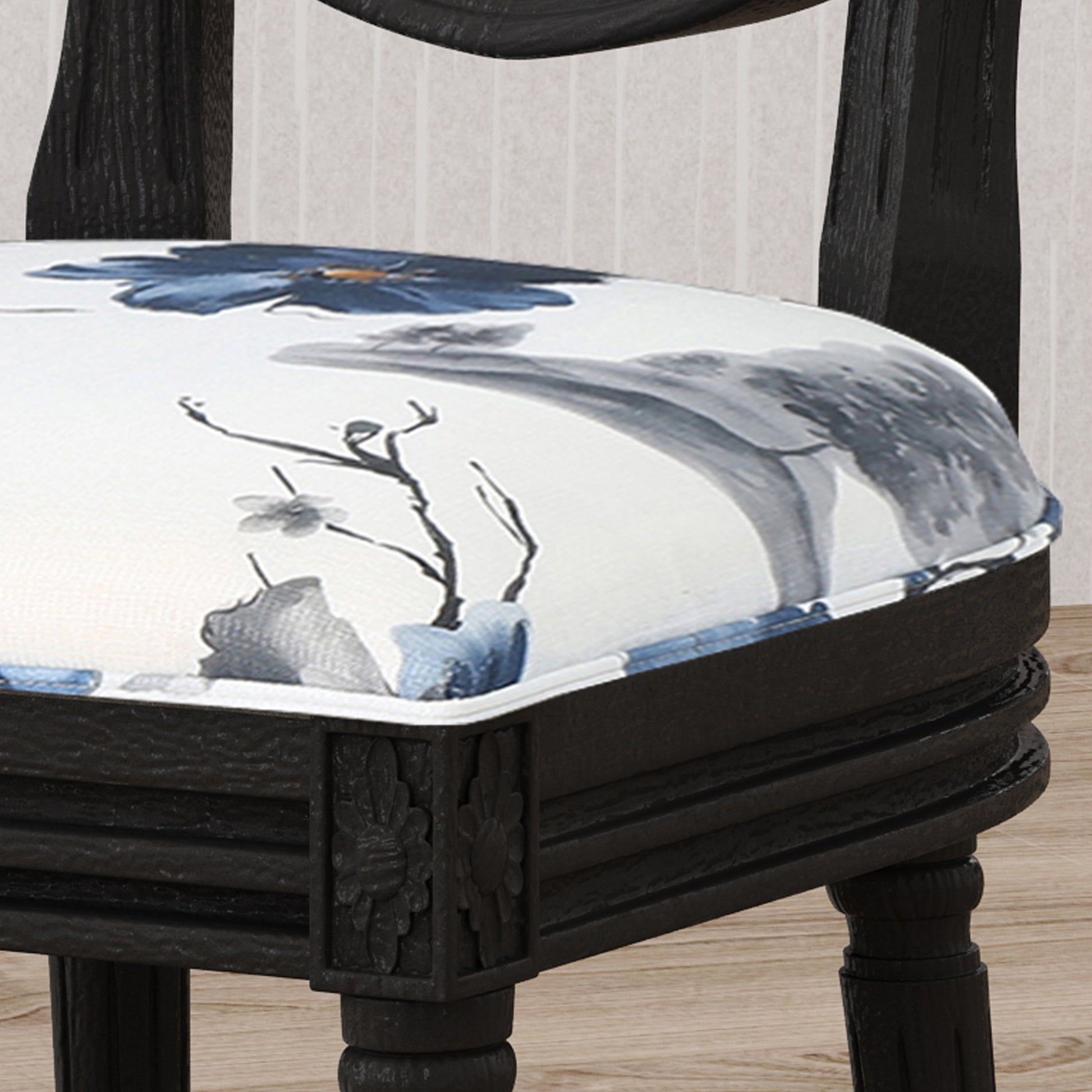 ROUND BACK CHAIR image 3