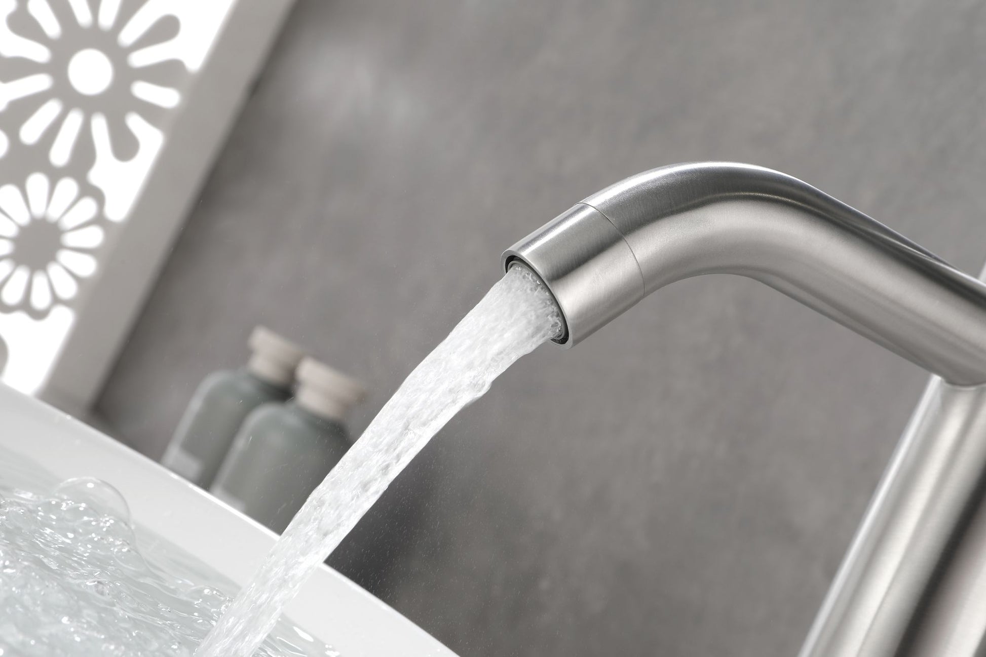 Single Handle Bathroom Vanity Sink Faucet image 3