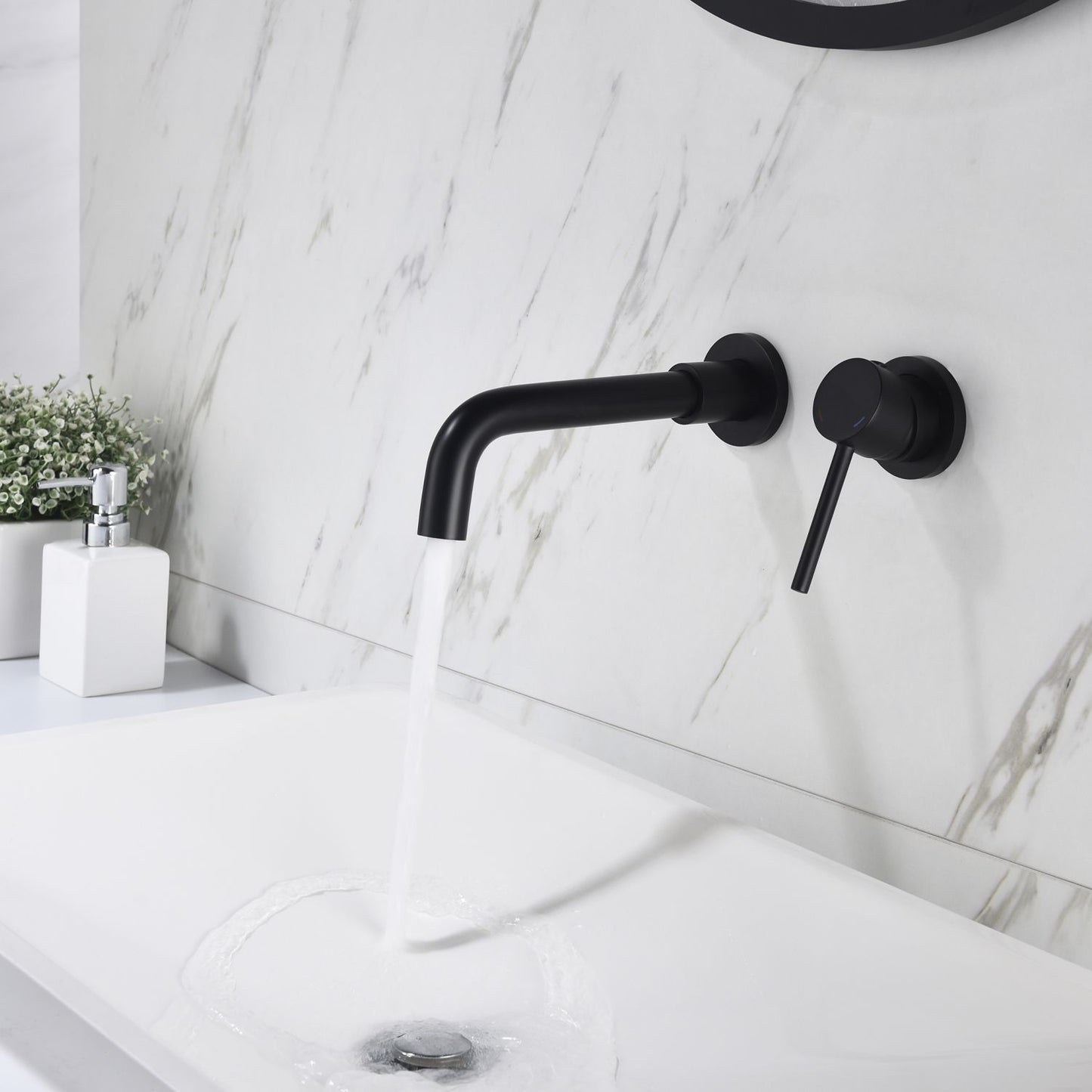 Single Lever Handle Wall Mounted Bathroom sink Faucet image 12