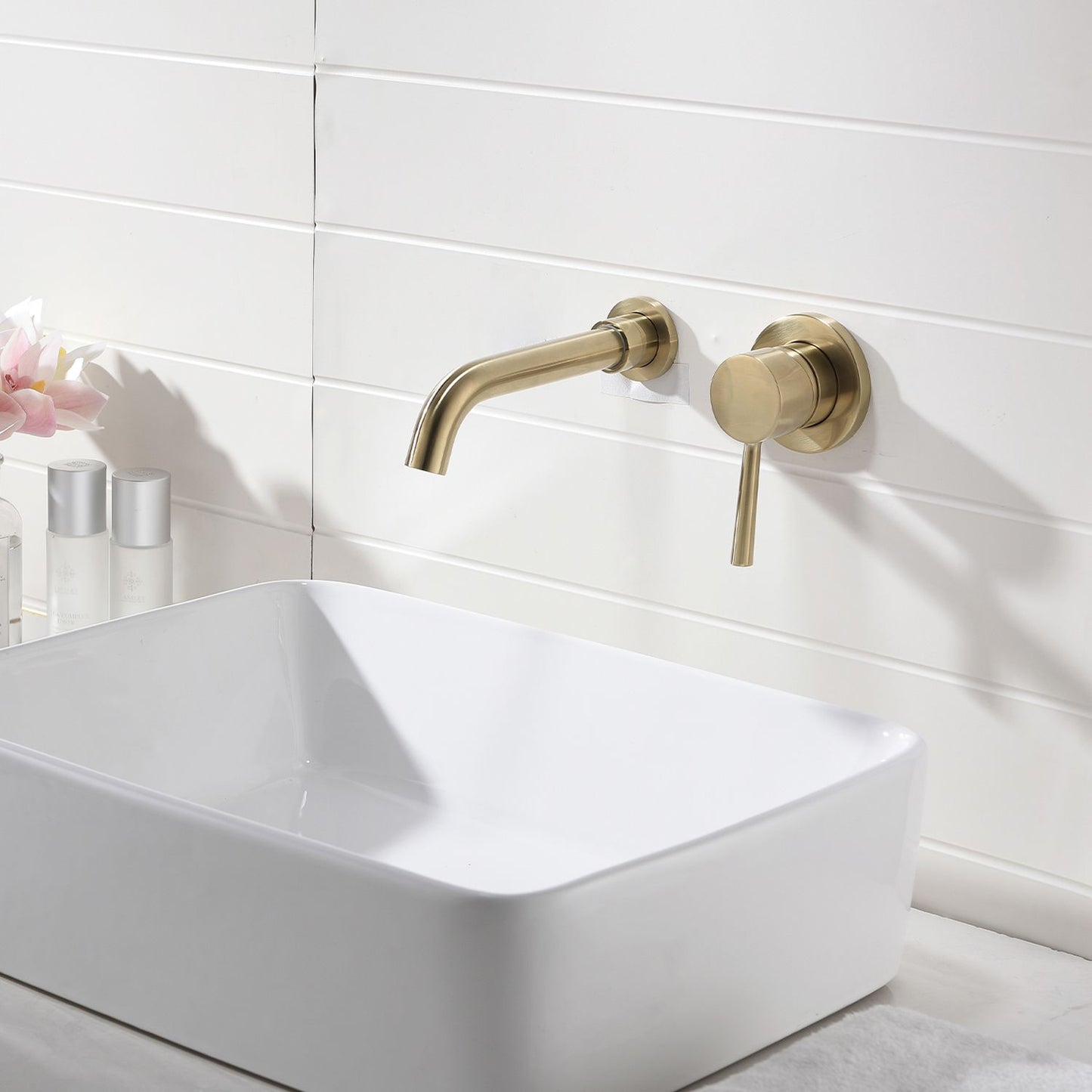 Single Lever Handle Wall Mounted Bathroom sink Faucet image 8