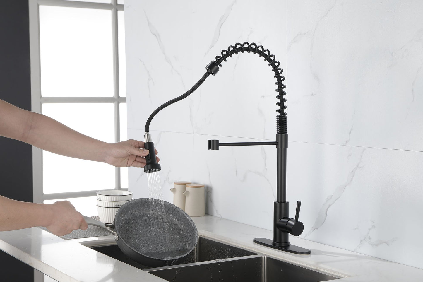 Spring kitchen faucet with pull-out sprayer, stainless steel single handle single hole kitchen sink faucet image 5