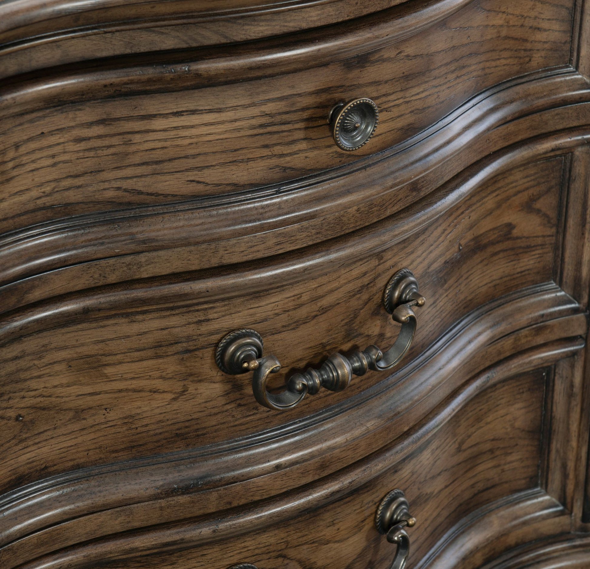 Traditional Nightstand of 3 Drawers Brown Oak Finish 1pc Bedside Table Wooden Formal Bedroom Furniture Decorative Drawer image 5