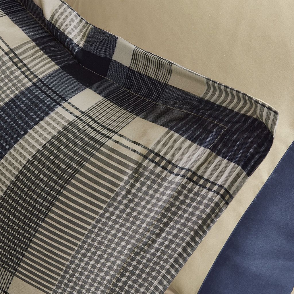 Twin XL Plaid Comforter Set with Bed Sheets image 14