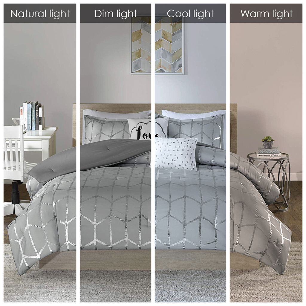 Twin/Twin XL Metallic Printed Comforter Set image 5