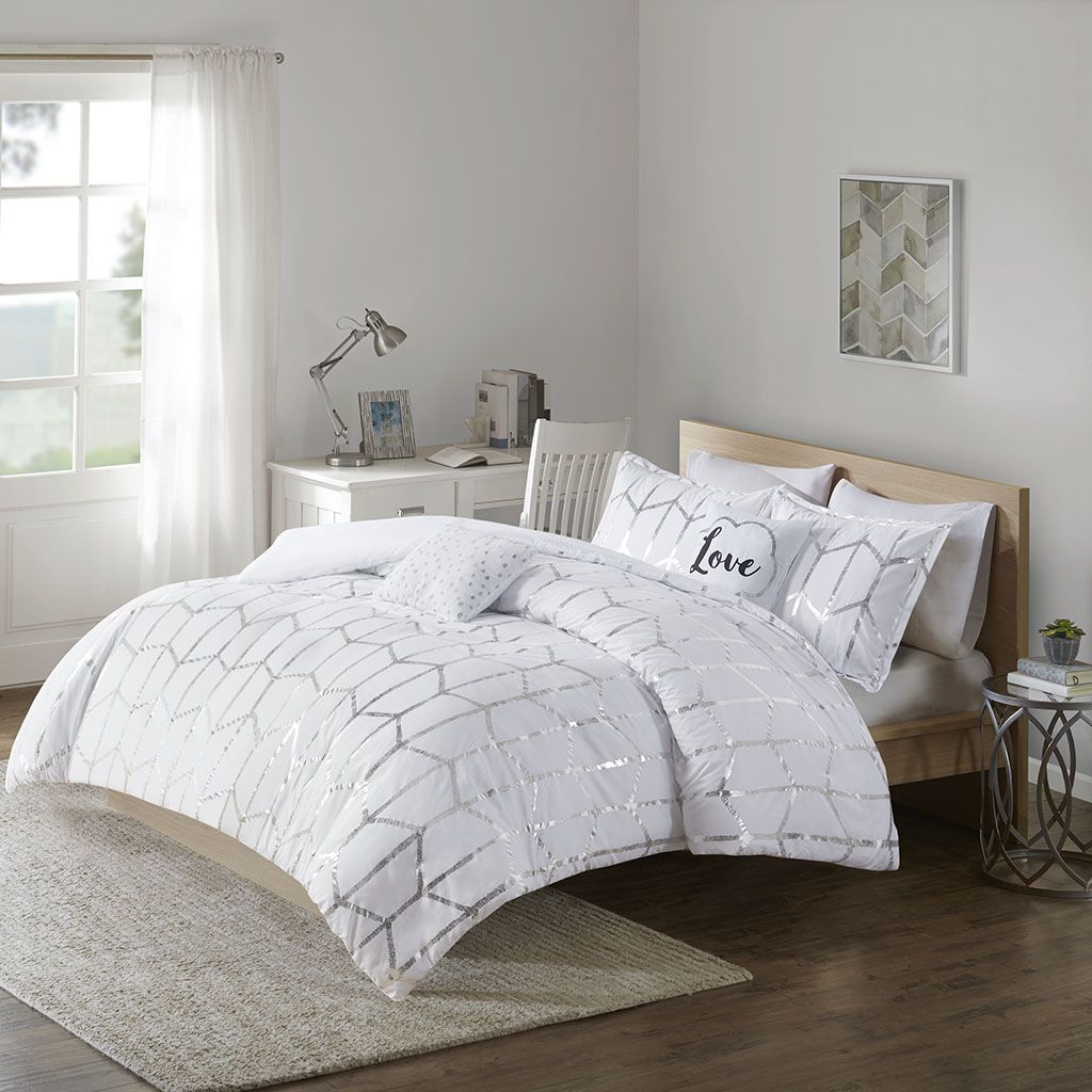 Twin/Twin XL Metallic Printed Comforter Set image 1