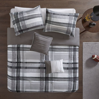 Twin/Twin XL Plaid Comforter Set image 9