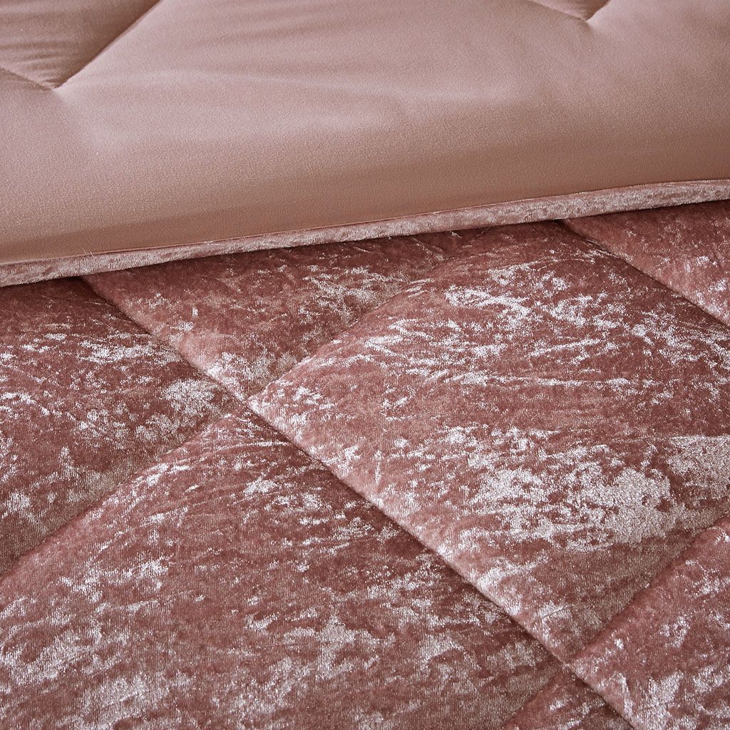 Twin/Twin XL Velvet Comforter Set with Throw Pillow image 2