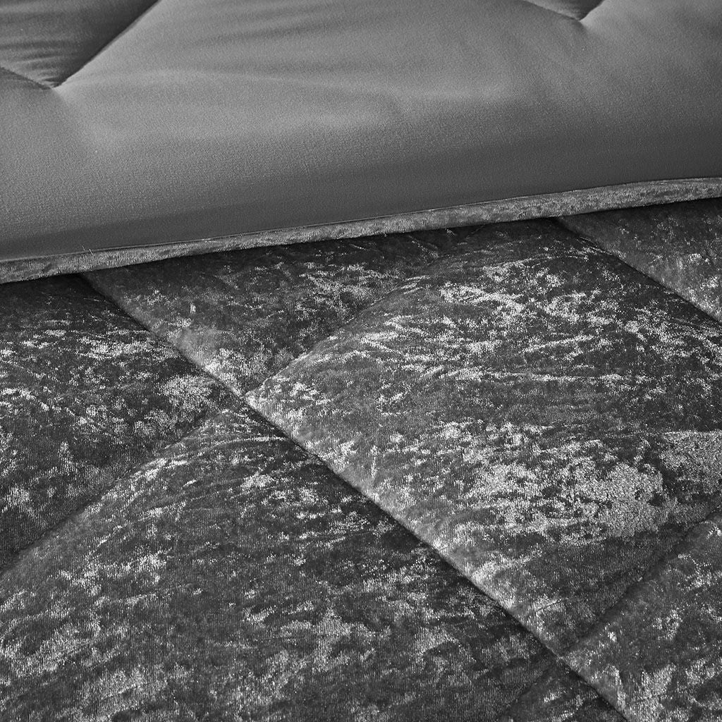 Twin/Twin XL Velvet Comforter Set with Throw Pillow image 5