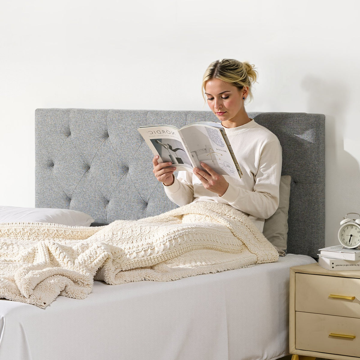 VEVOR Headboard, Full Size Headboard with Adjustable Height, Comfortable Diamond Tufted for Full Size Bed, W 56.3 x H（35.6-47.4）inches, Ideal for Bedroom, Hotel, Homestay, Dormitory, Light Grey - BDDCTBFULLW5EX1OJ002V0 - view 9